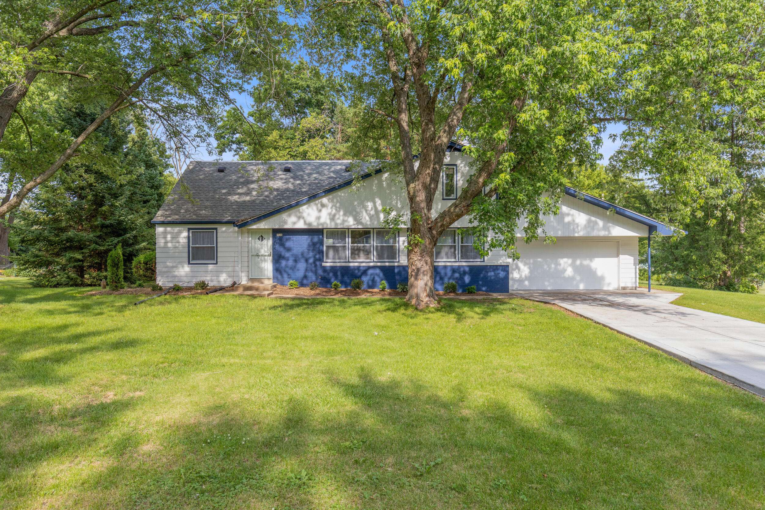Brookfield, WI 53005,4540 N 148th St