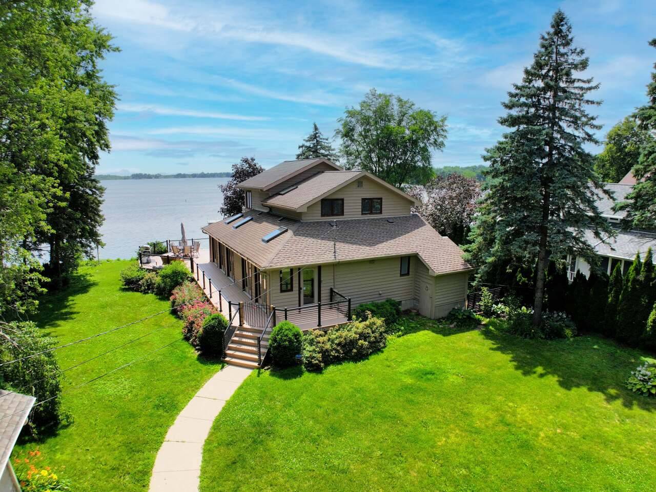 Dover, WI 53139,23235 N Shore Dr