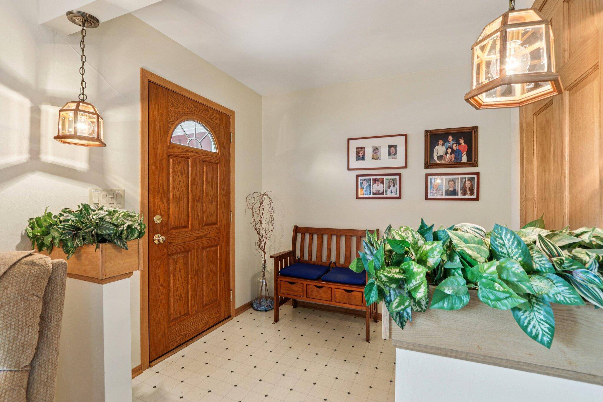 Mukwonago, WI 53149,1213 River Park Cir W