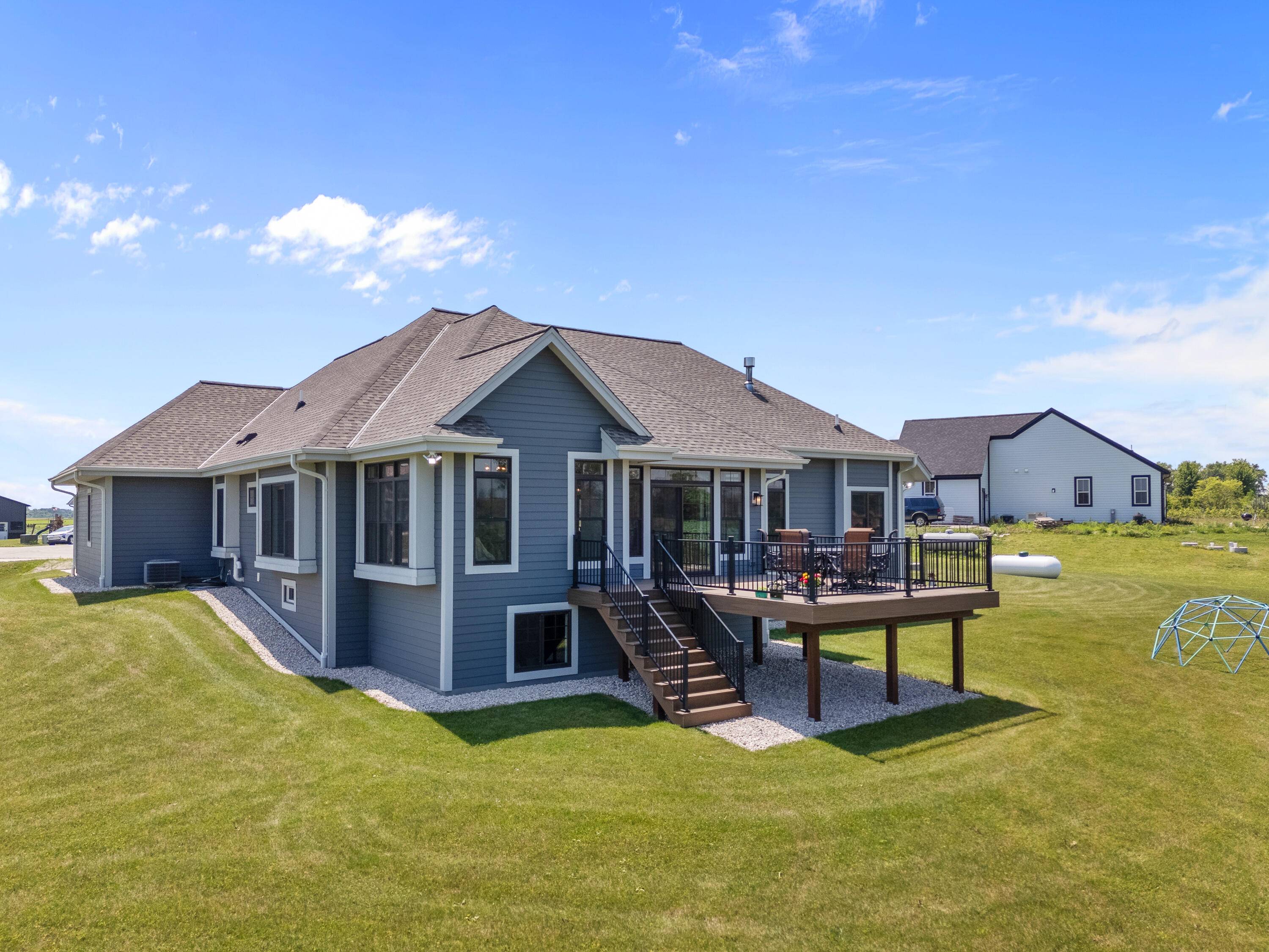 Port Washington, WI 53074,4884 Dixie Ct