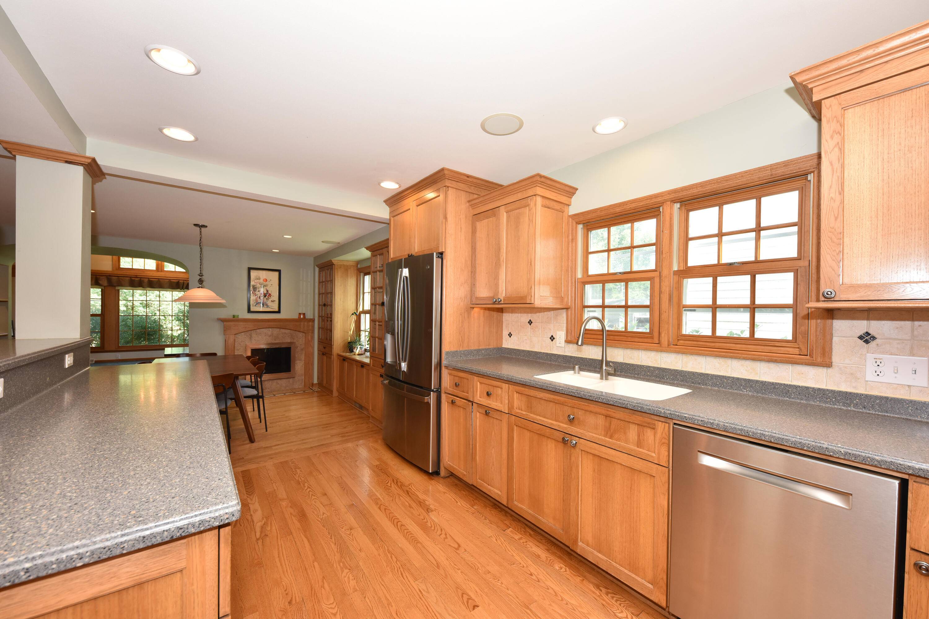 Whitefish Bay, WI 53217,5160 N Kent Ave