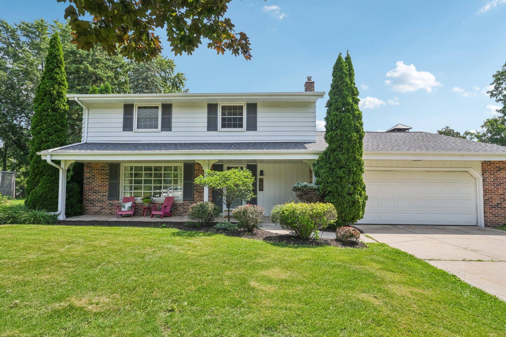 Thiensville, WI 53092,764 Grand Ave