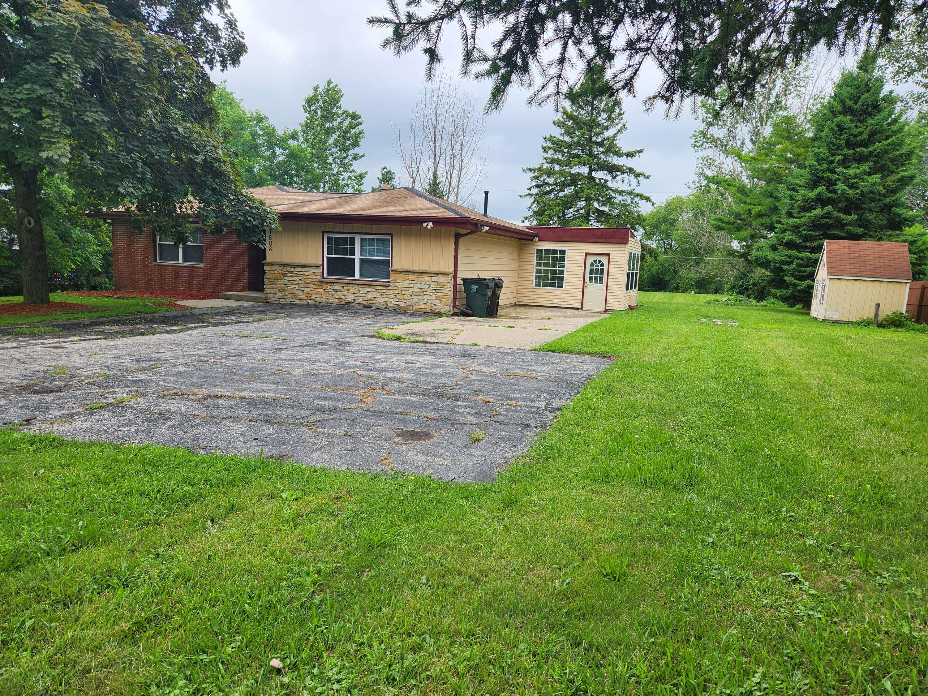Caledonia, WI 53108,7808 Hagemann Rd