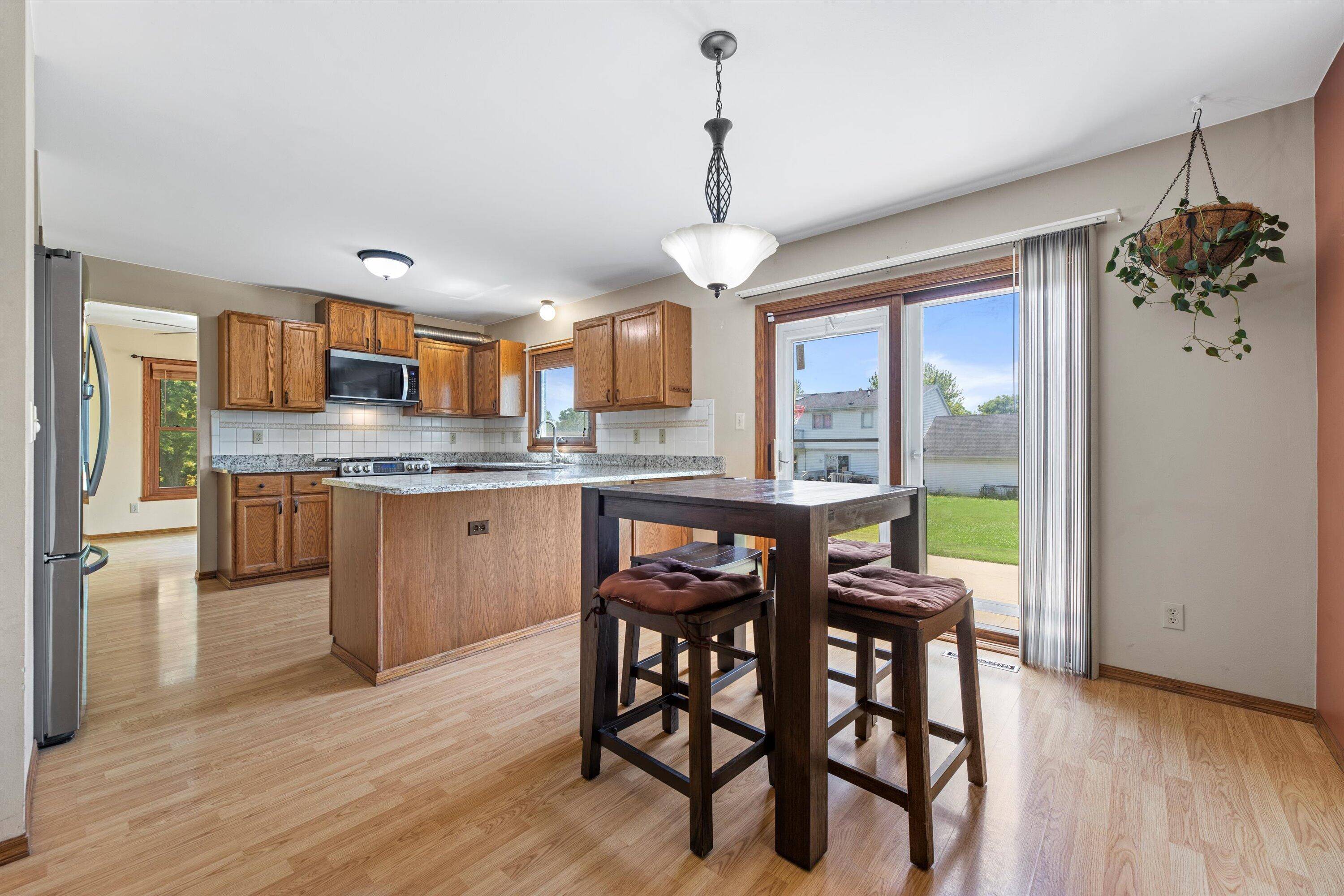 Franklin, WI 53132,7258 Countryside Ct