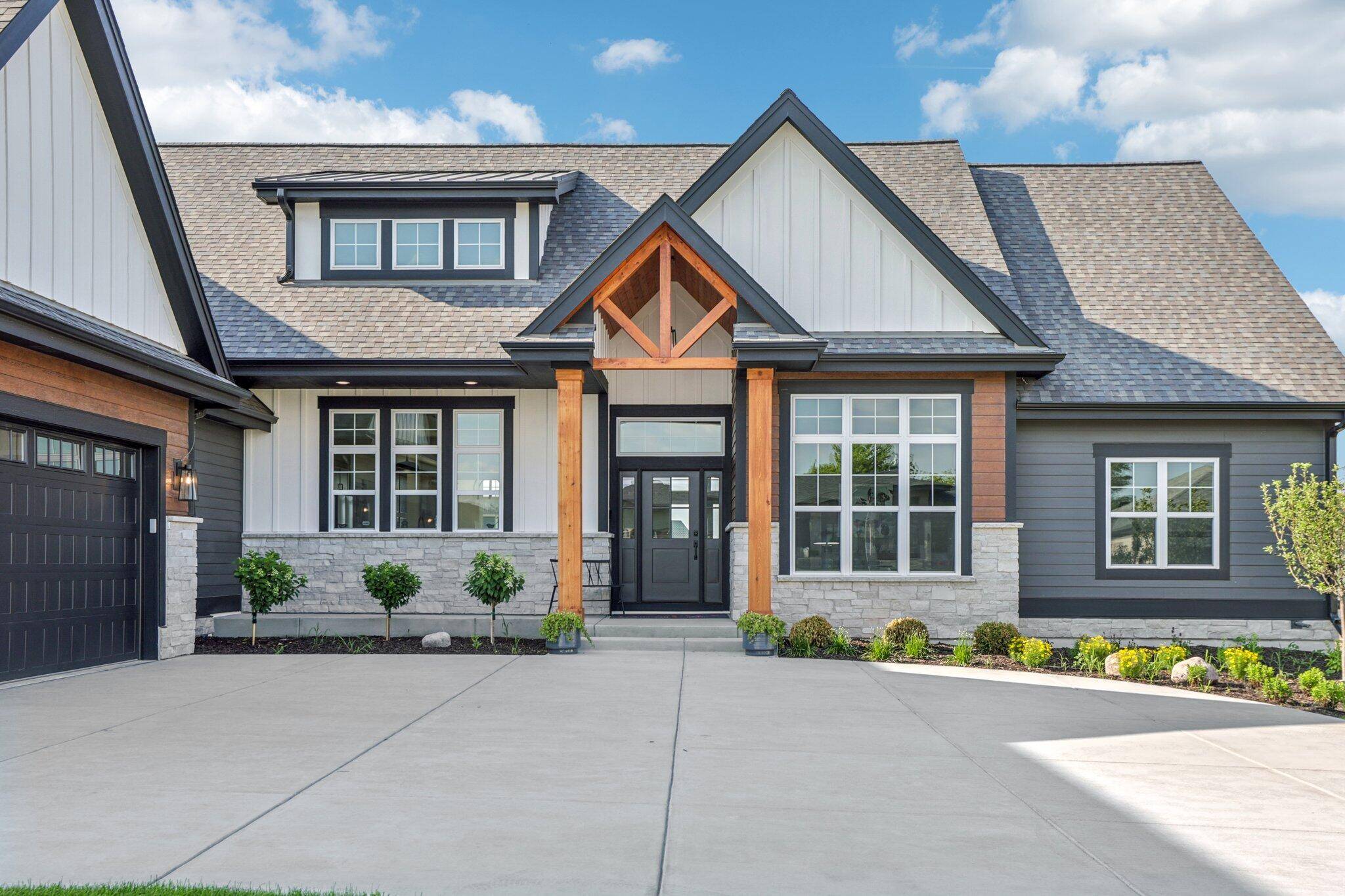 Waunakee, WI 53597,1103 Moll Dr