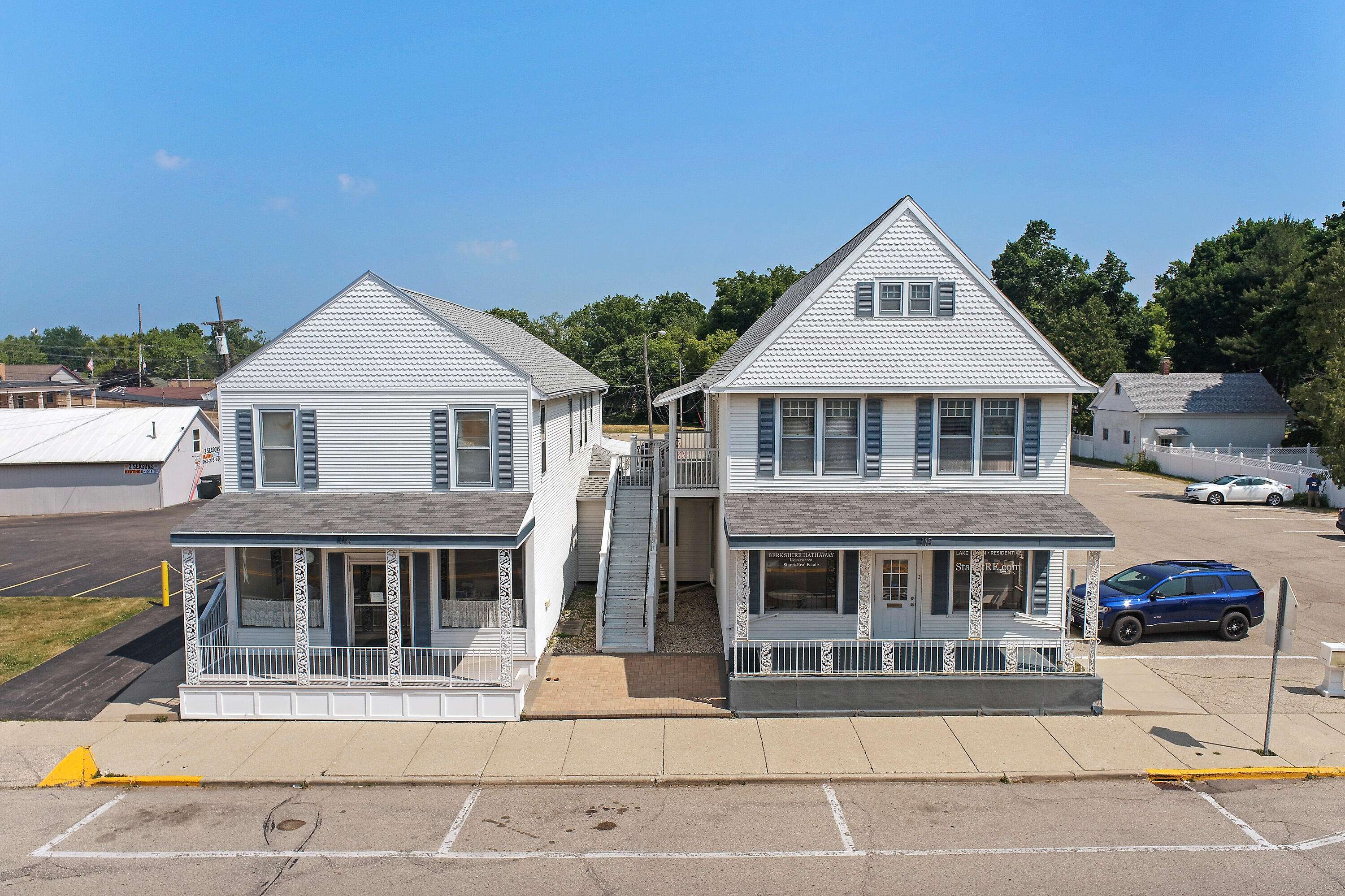 Walworth, WI 53184,118 1/2 Kenosha St Unit A