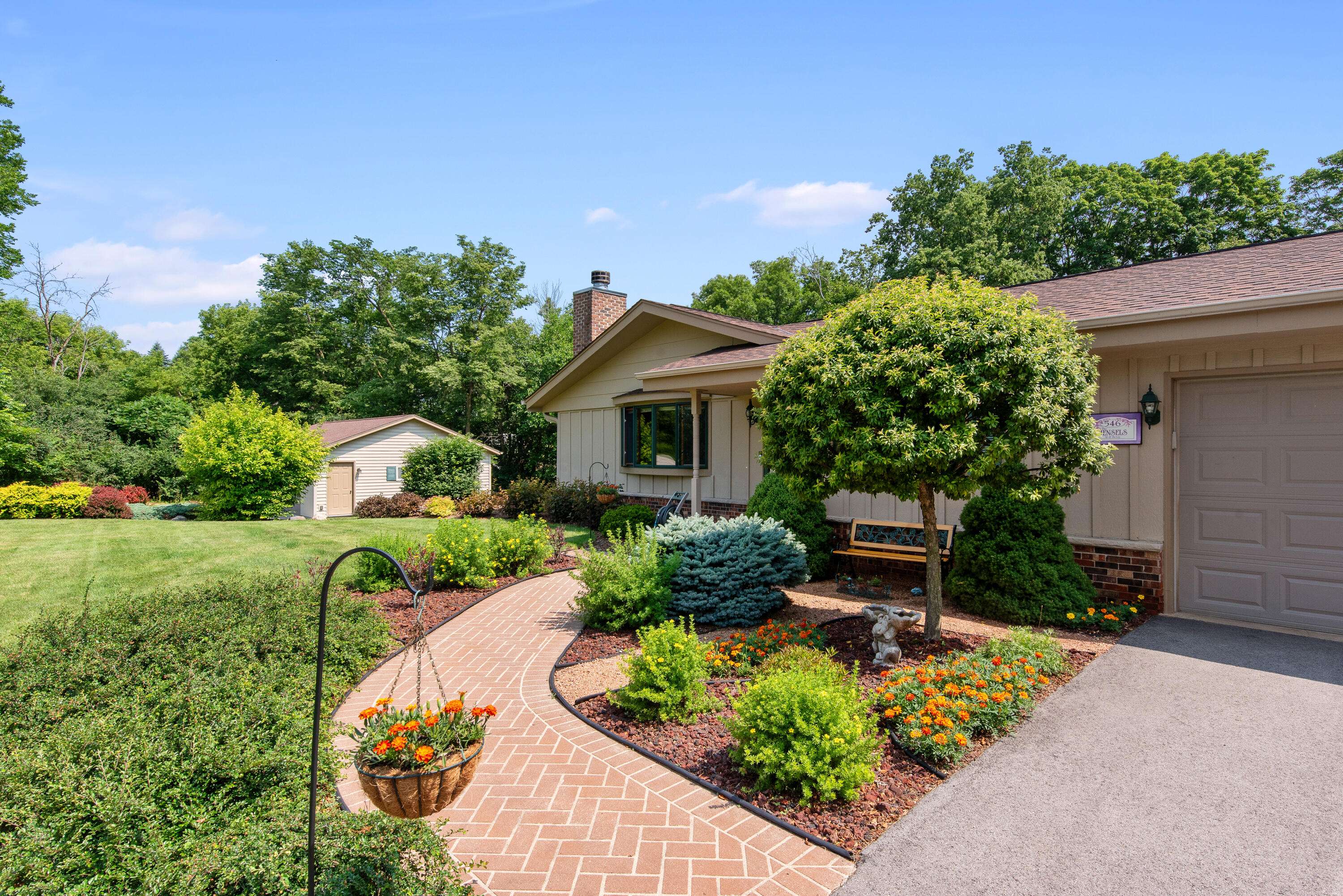 Cedarburg, WI 53012,546 Sarah Ln