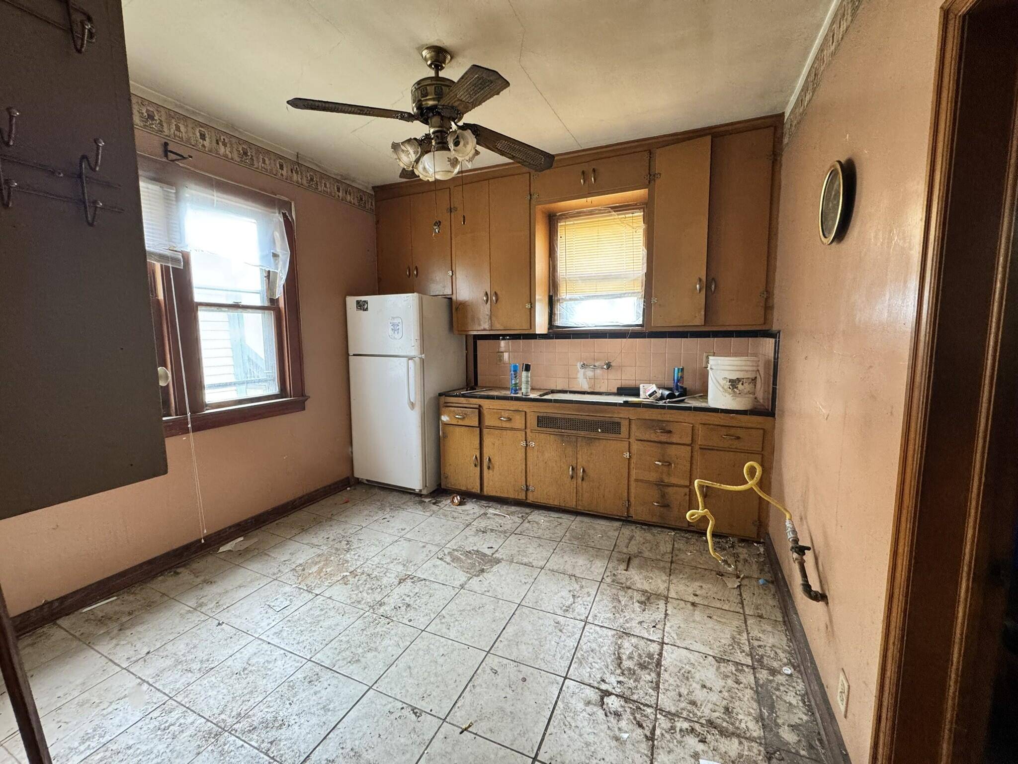 Milwaukee, WI 53208,319 N 41st St