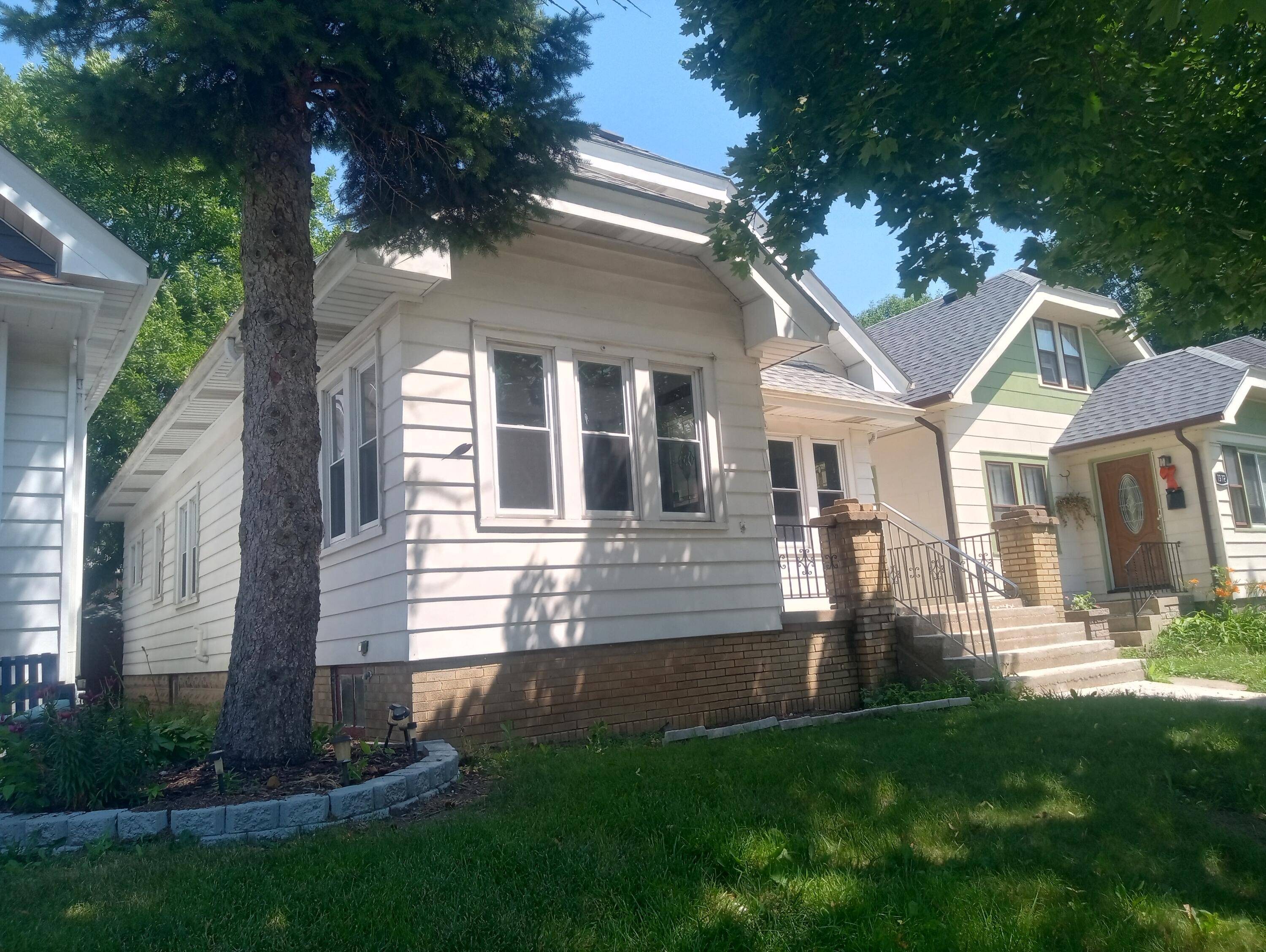 West Allis, WI 53219,1968 S 72nd St