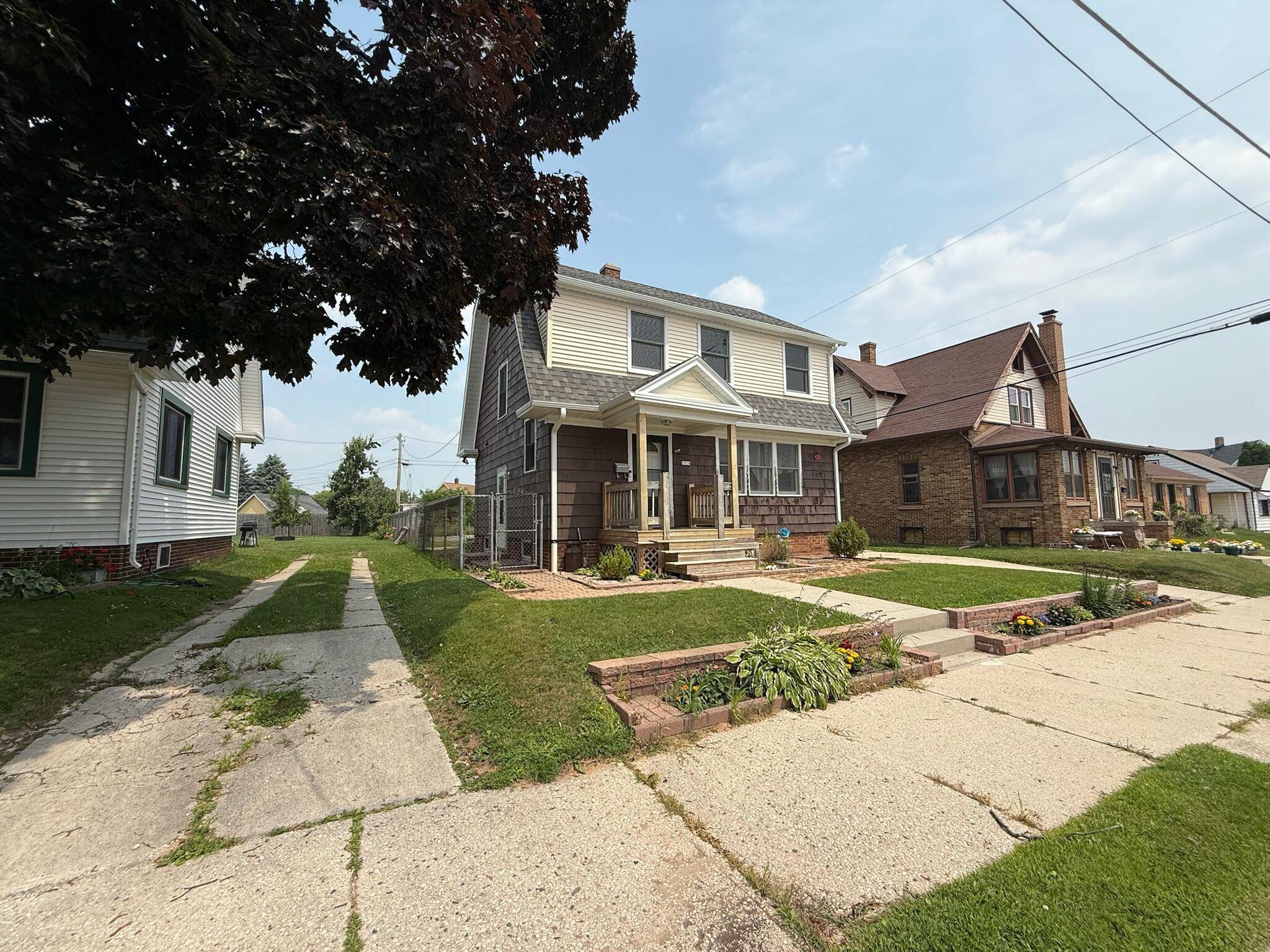 Sheboygan, WI 53083,1914 Cooper Ave