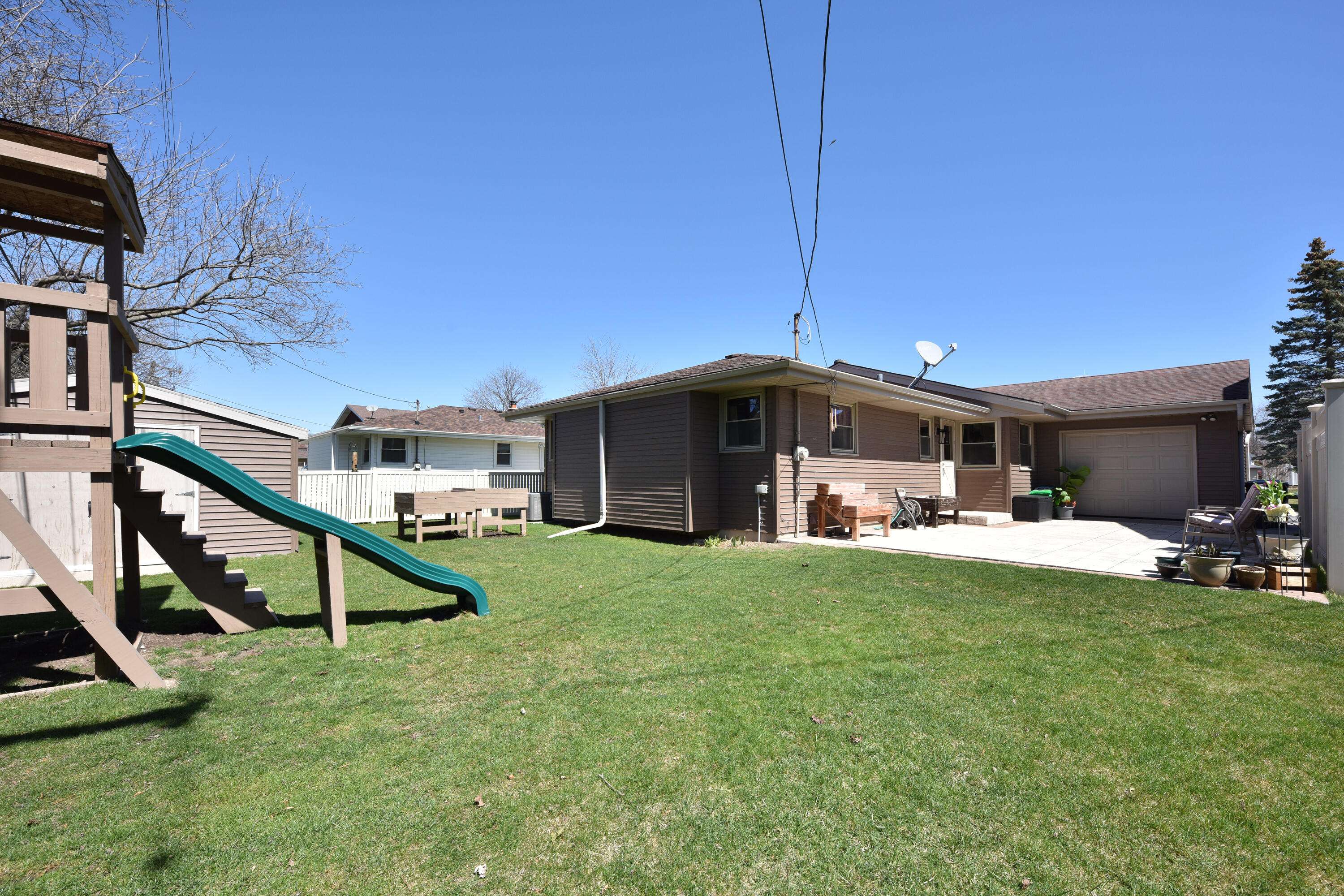 Greenfield, WI 53228,4047 S 91st Pl