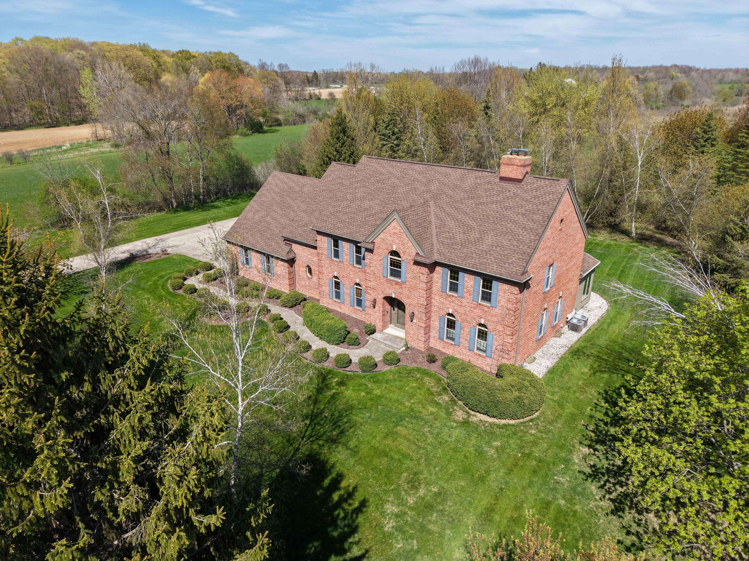 Caledonia, WI 53402,5623 River Hills Rd
