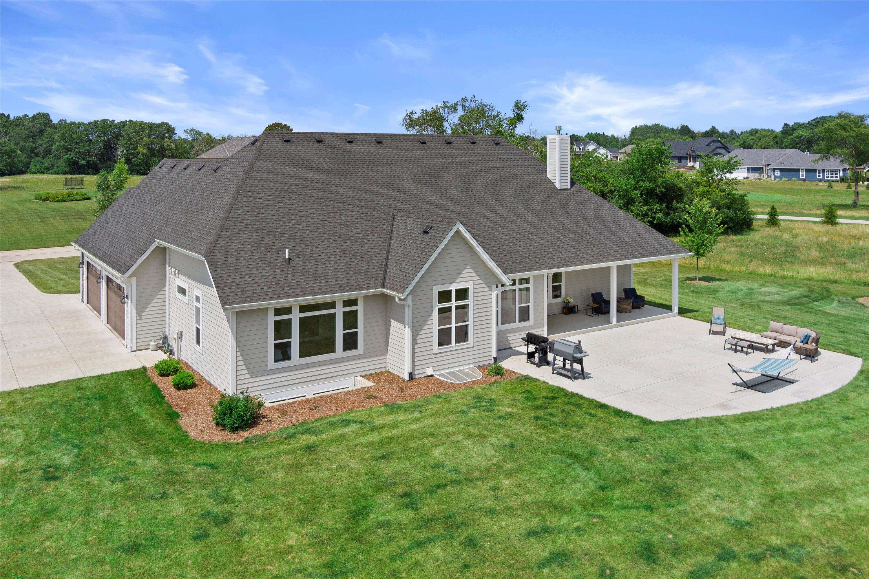 Richfield, WI 53017,382 Highland Rdg
