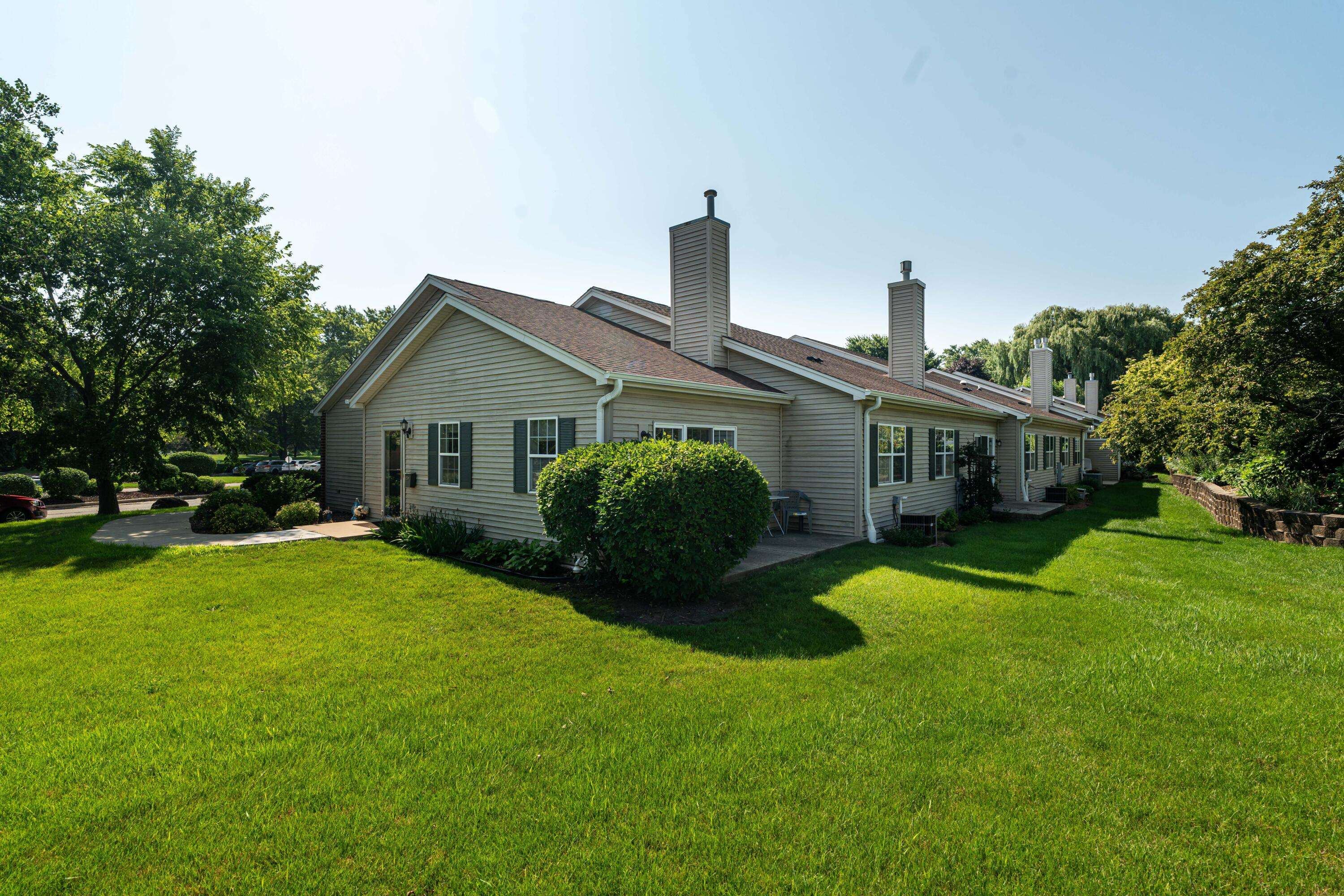 Greenfield, WI 53221,5201 S Tuckaway Blvd