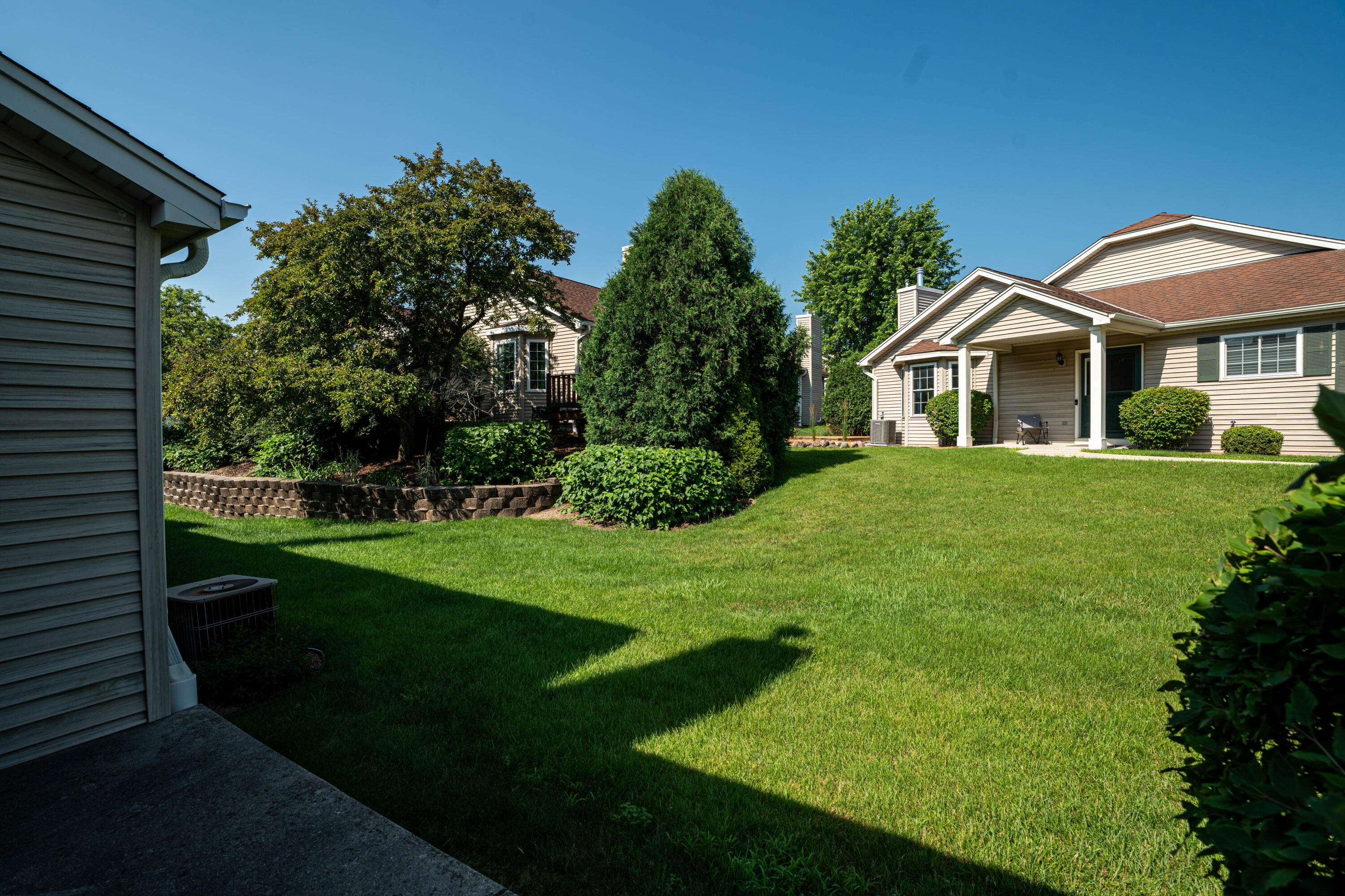 Greenfield, WI 53221,5201 S Tuckaway Blvd
