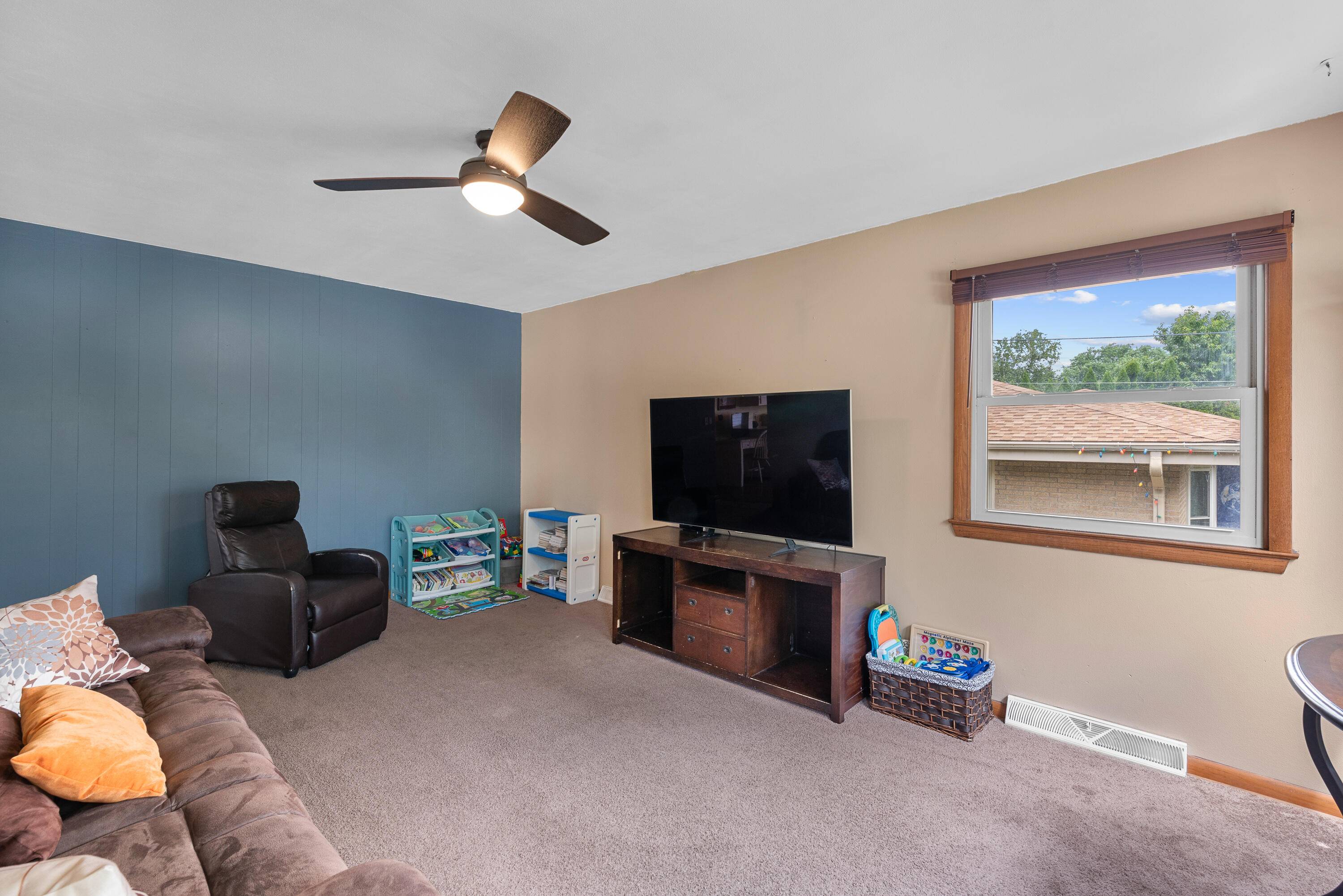 Saint Francis, WI 53235,4175 S McCarty Ave