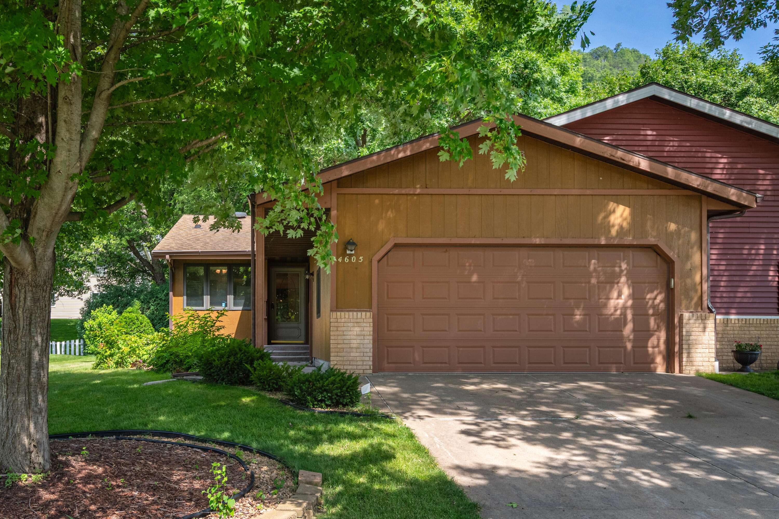 La Crosse, WI 54601,4605 Juniper St