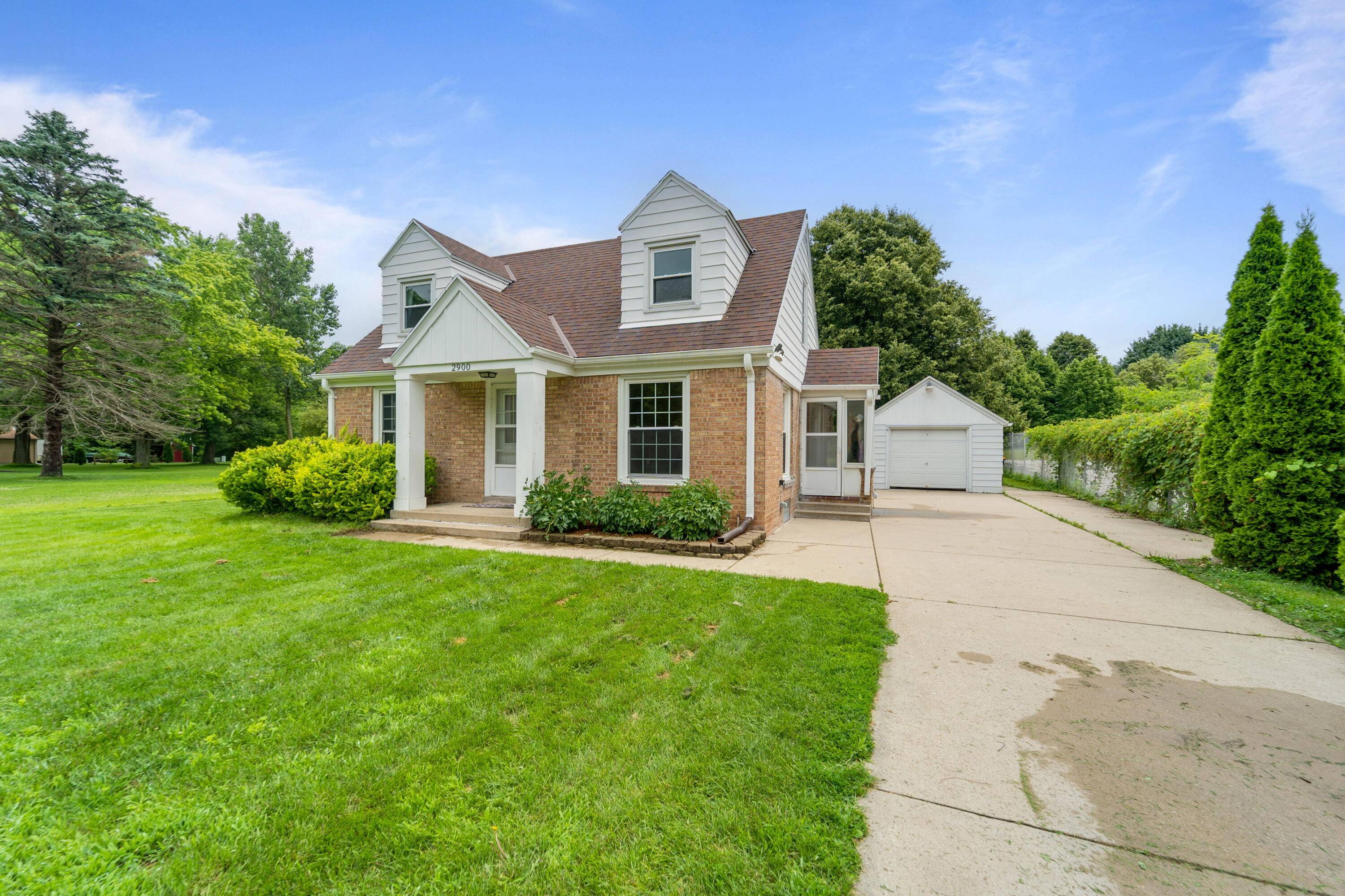 West Allis, WI 53227,2900 S Root River Pkwy