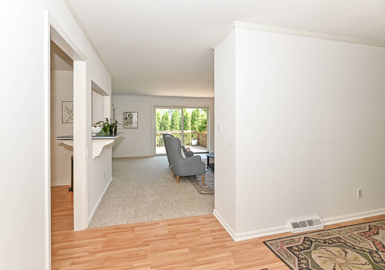 Bayside, WI 53217,544 W Cumberland Ct