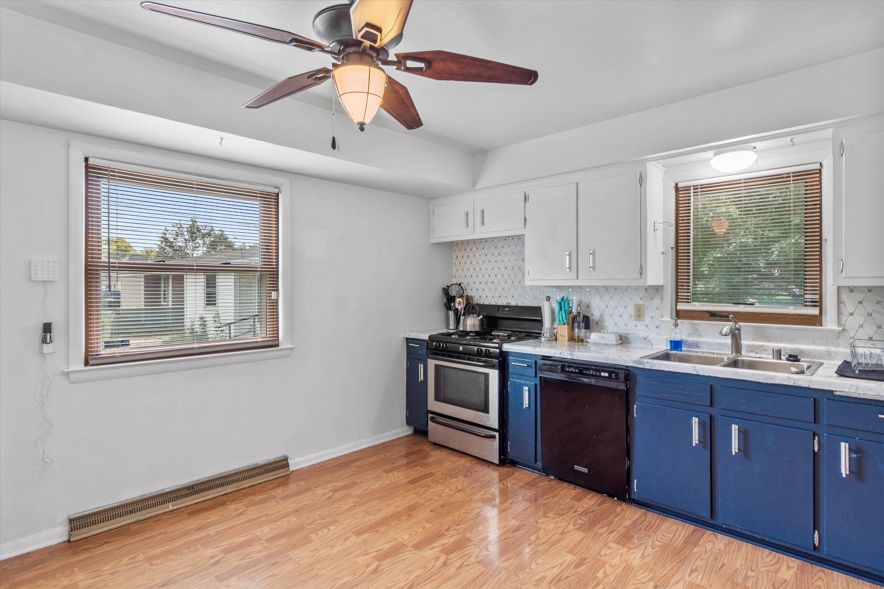 Milwaukee, WI 53223,4823 W Brentwood Ave