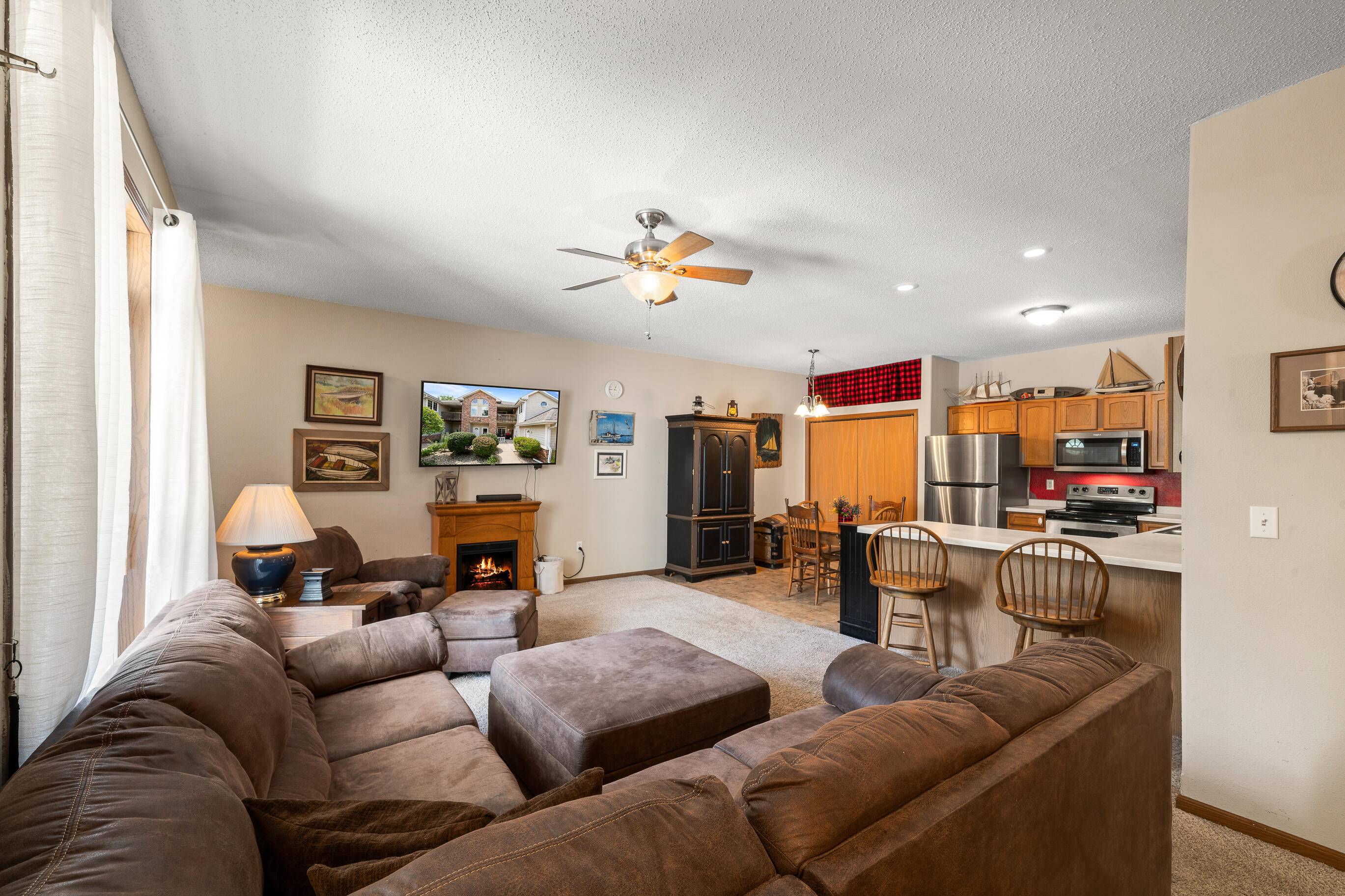 Delavan, WI 53115,529 Lawson School Rd Unit 3