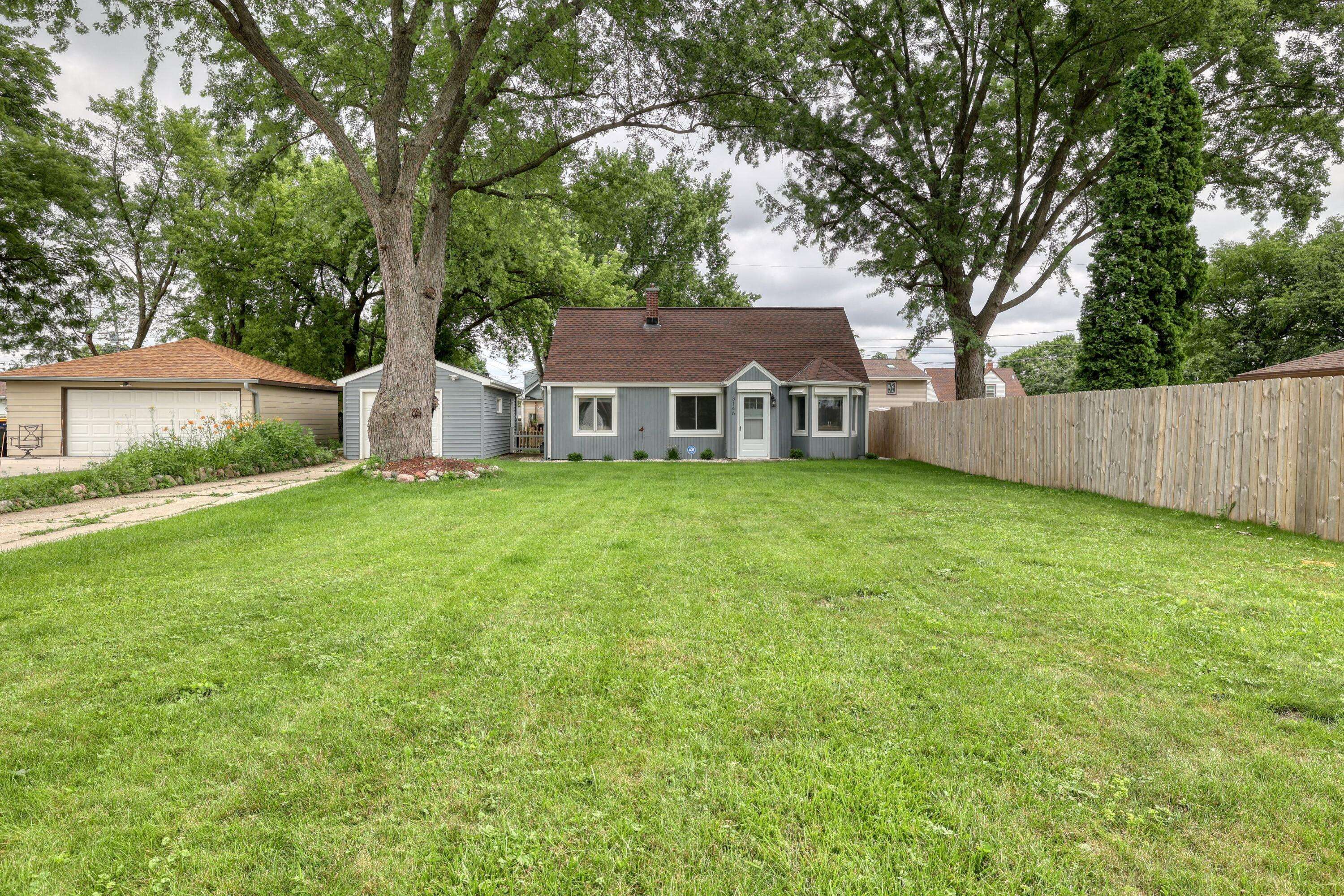 West Allis, WI 53227,3146 S 106th St