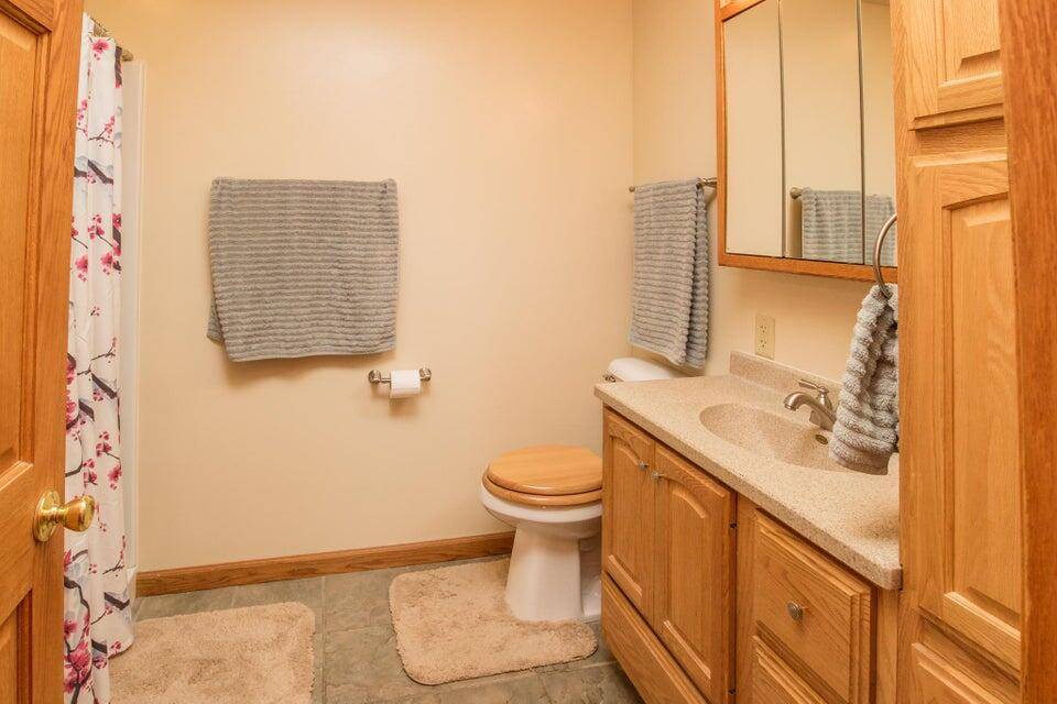 Racine, WI 53403,1934 Grange Ave