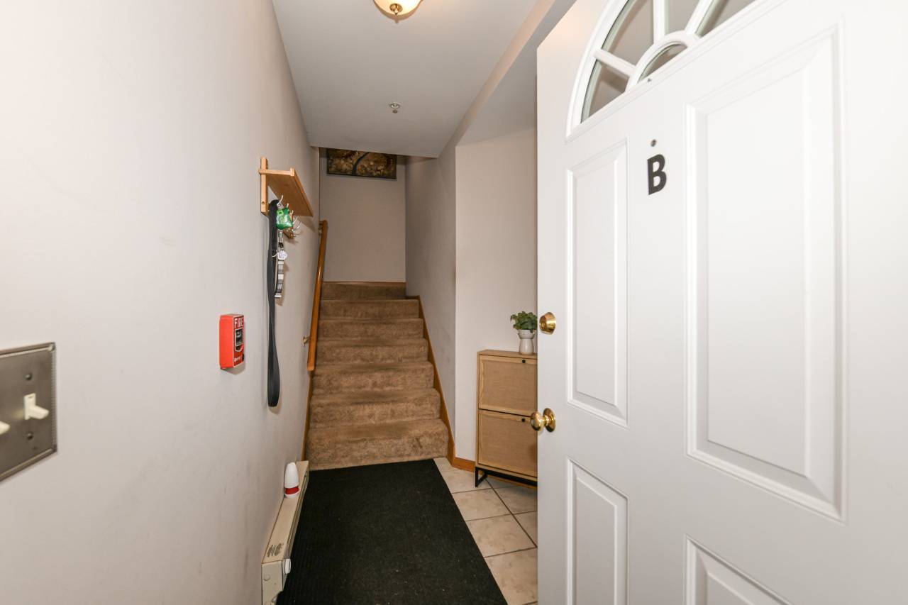 Franklin, WI 53132,9279 W Elm Ct Unit B