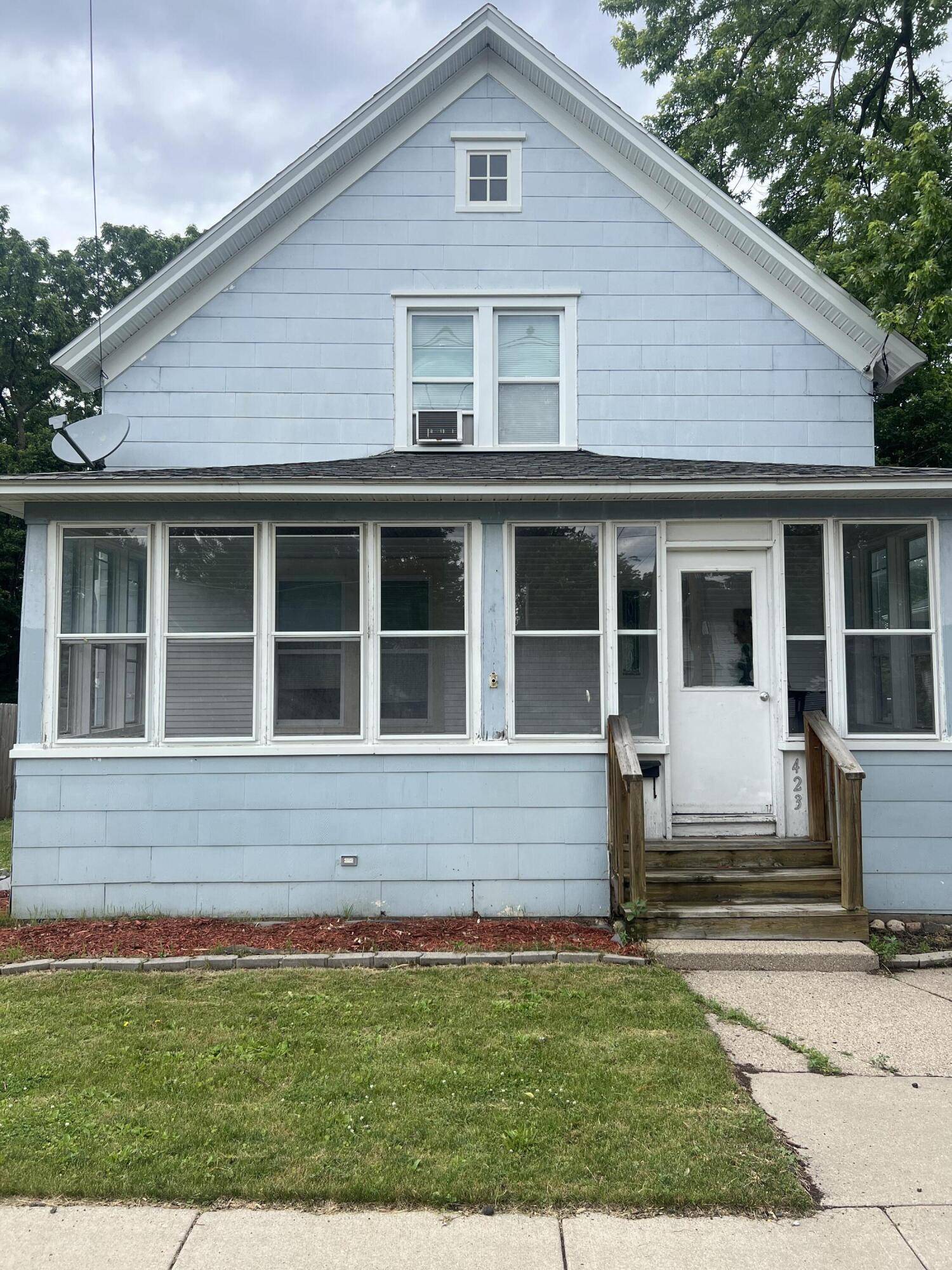 Fort Atkinson, WI 53538,423 S 4th St