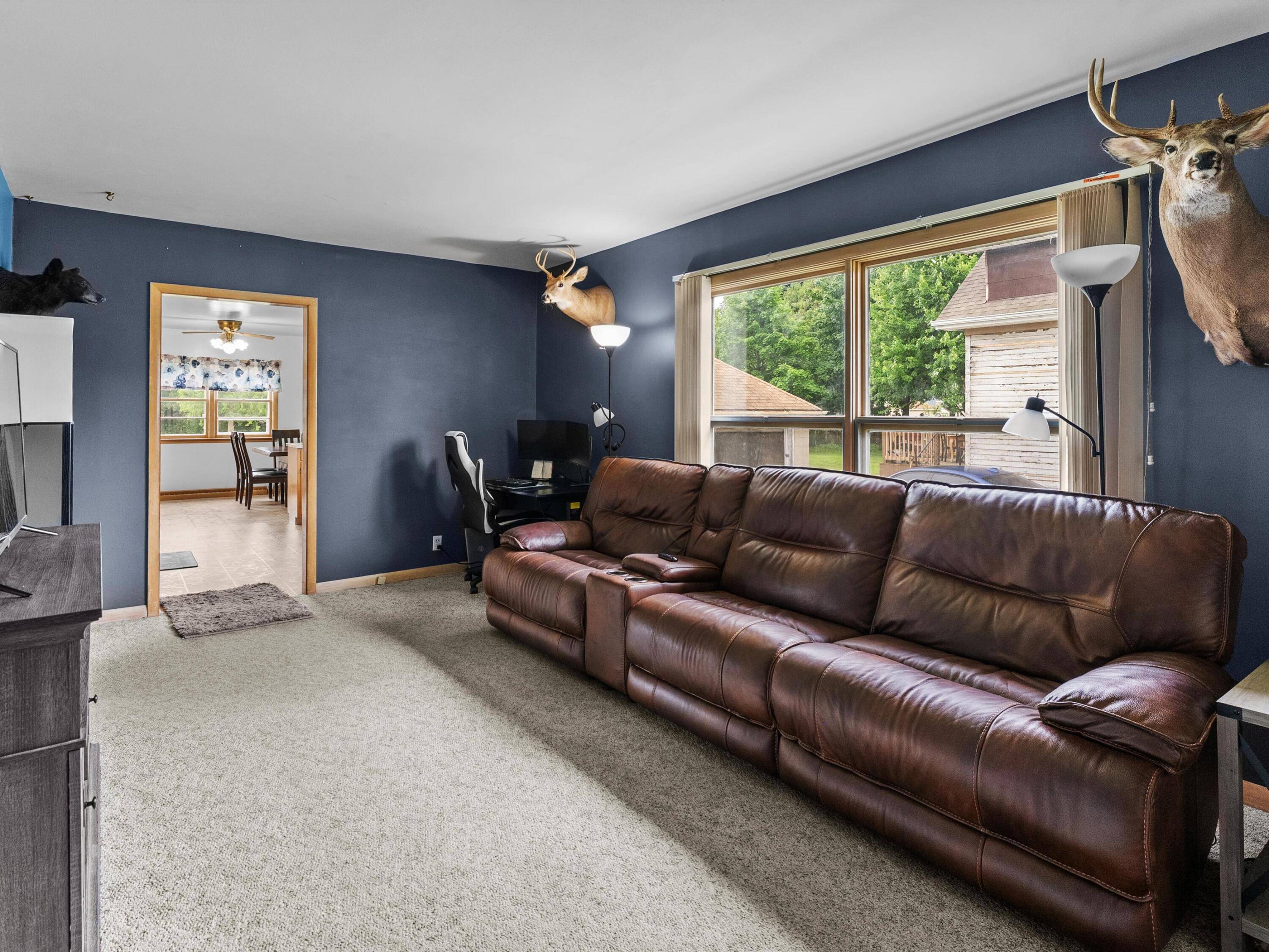Two Rivers, WI 54241,1423 Glenwood St
