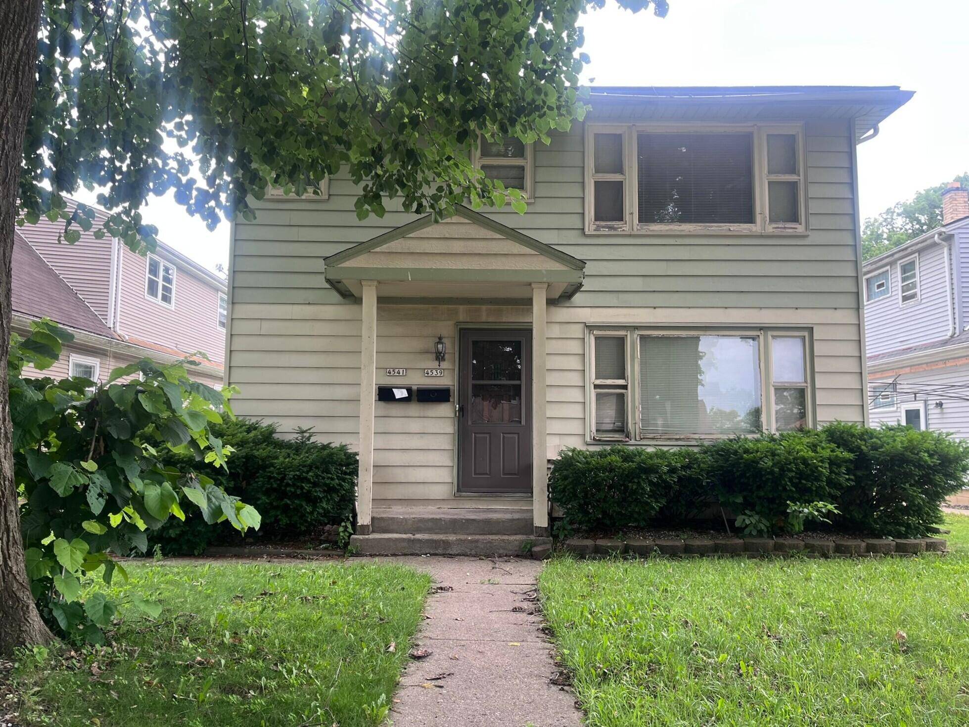 Milwaukee, WI 53218,4539 N 68th St