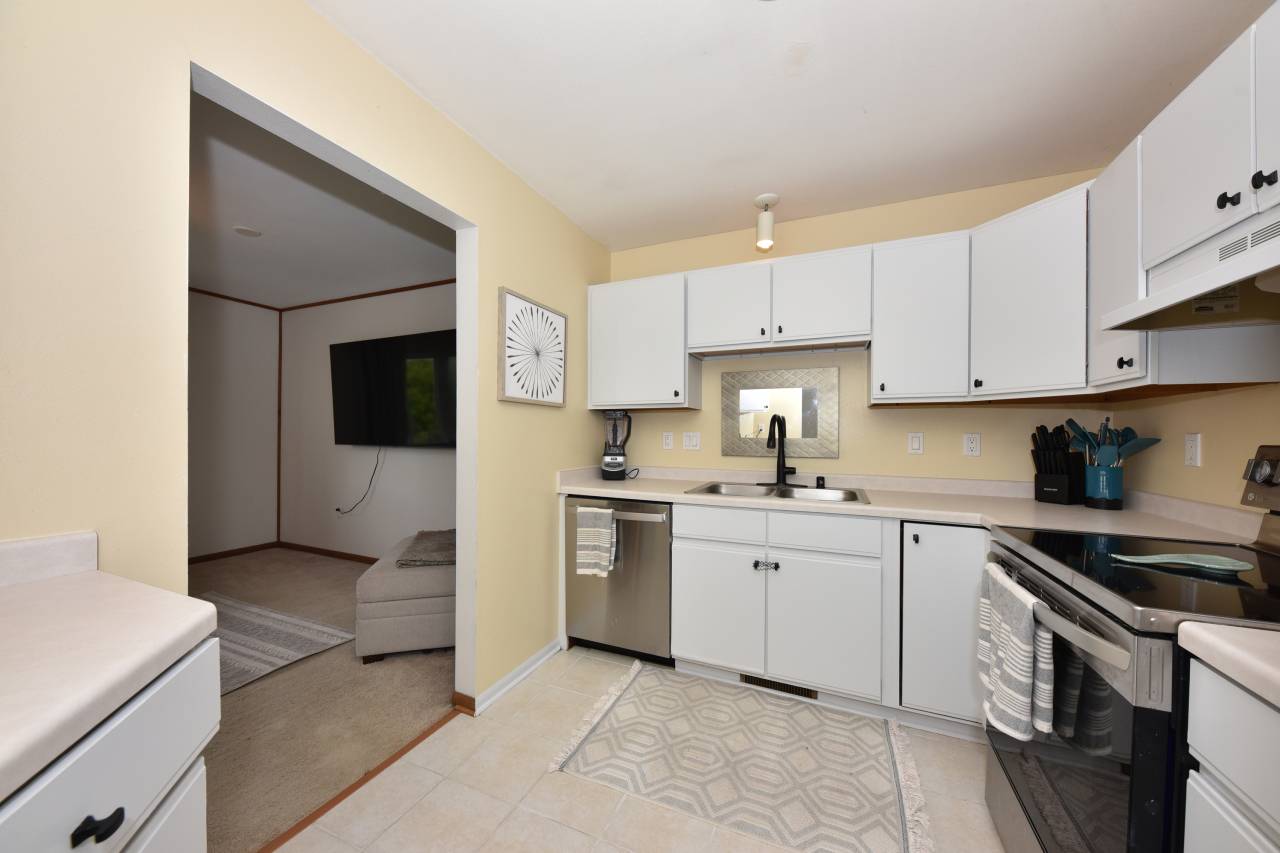Port Washington, WI 53074,1467 W 2nd Ave