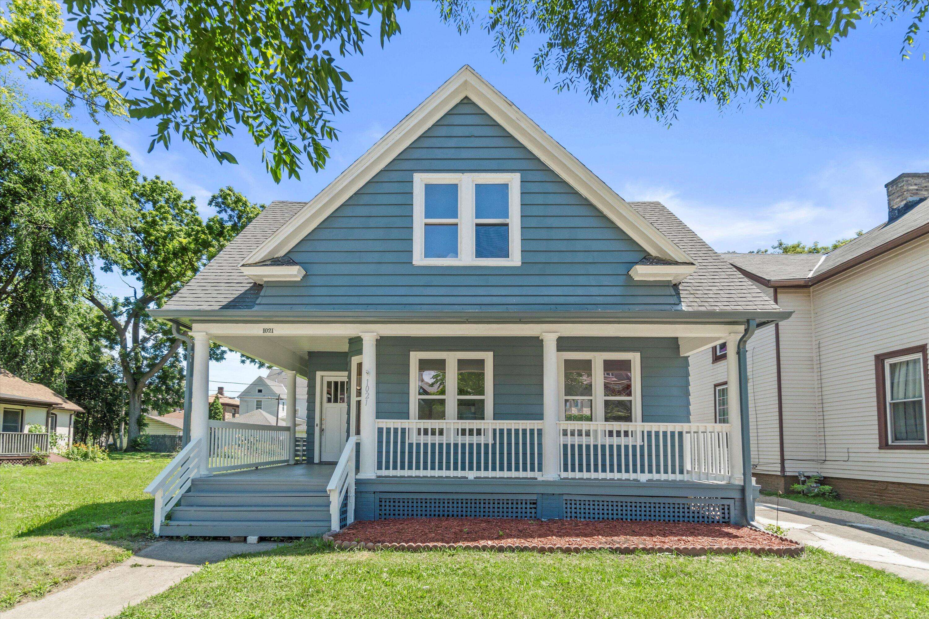 Racine, WI 53403,1021 Park Ave
