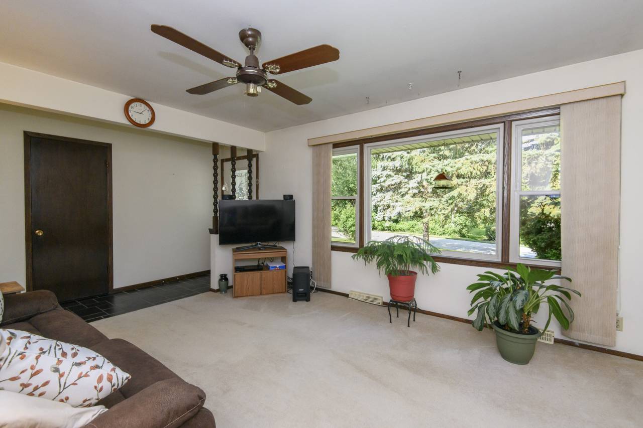 Pewaukee, WI 53072,W268N2728 Water St