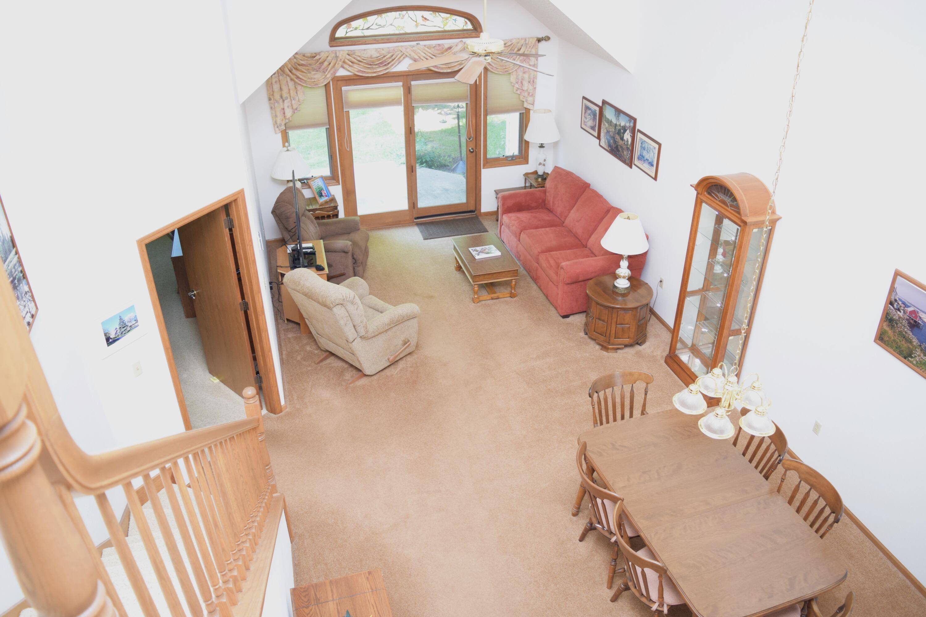Pewaukee, WI 53072,N21W24191 Dorchester Dr Unit 22C