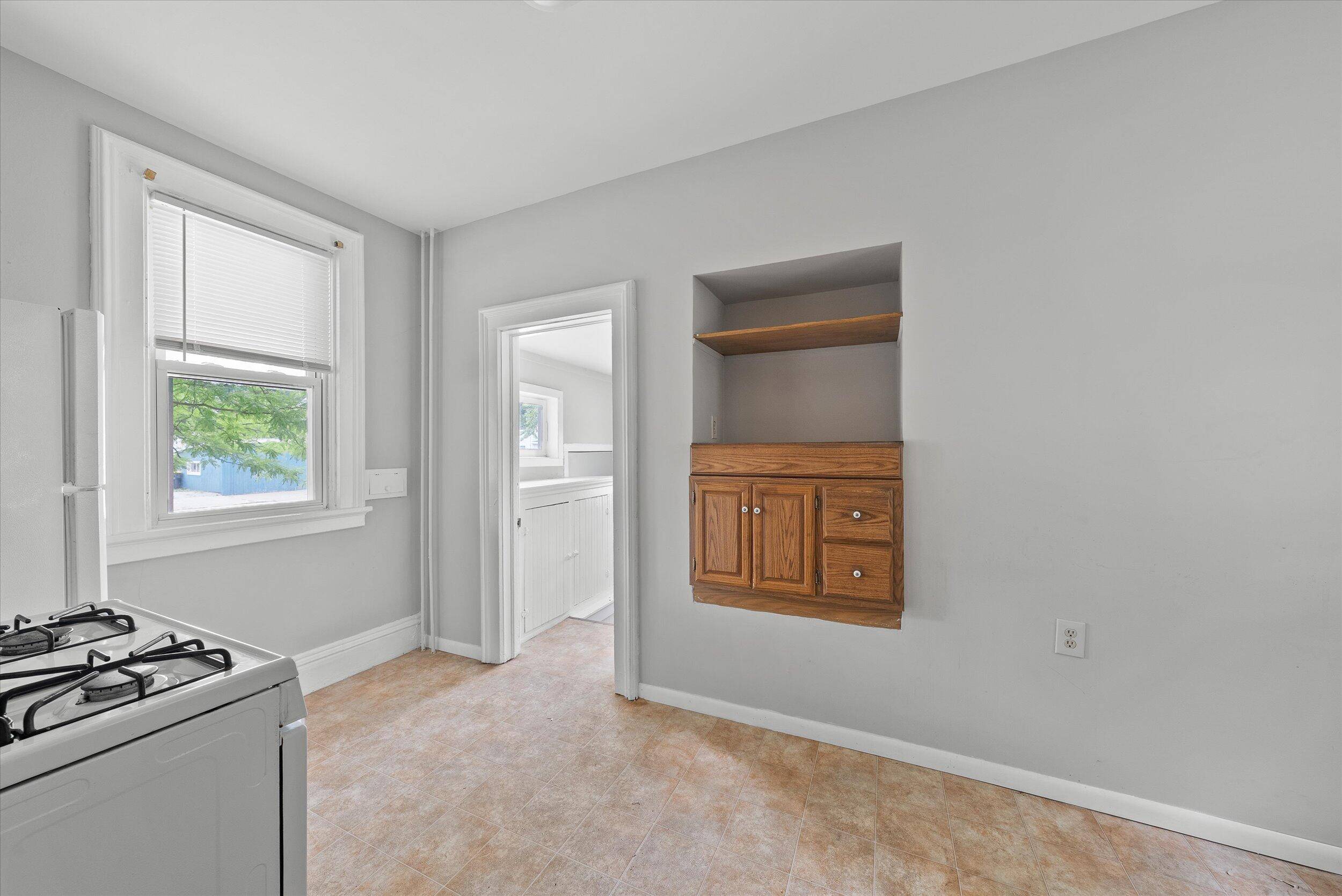 Waukesha, WI 53186,531 W College Ave