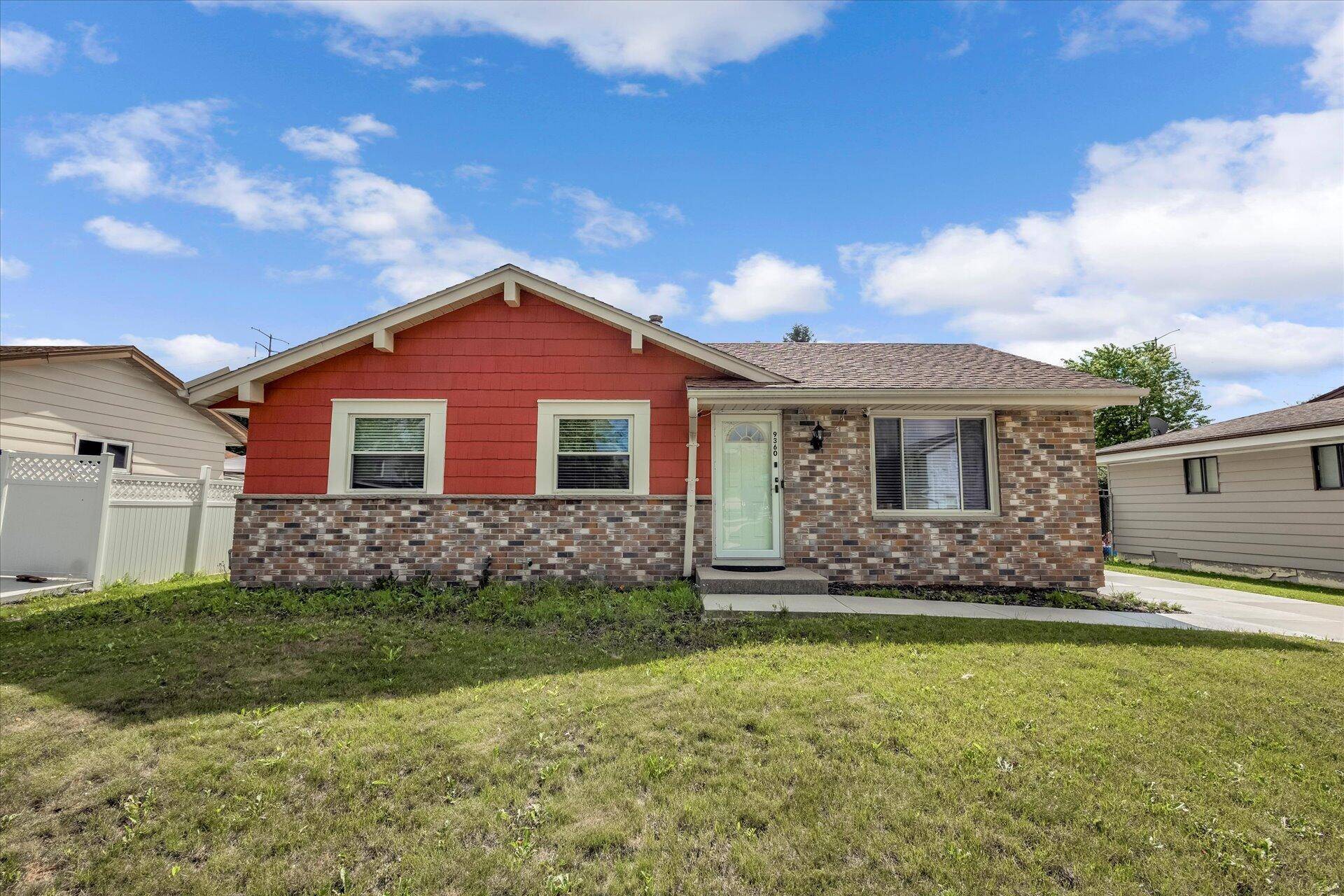 Milwaukee, WI 53224,9360 N 85th St