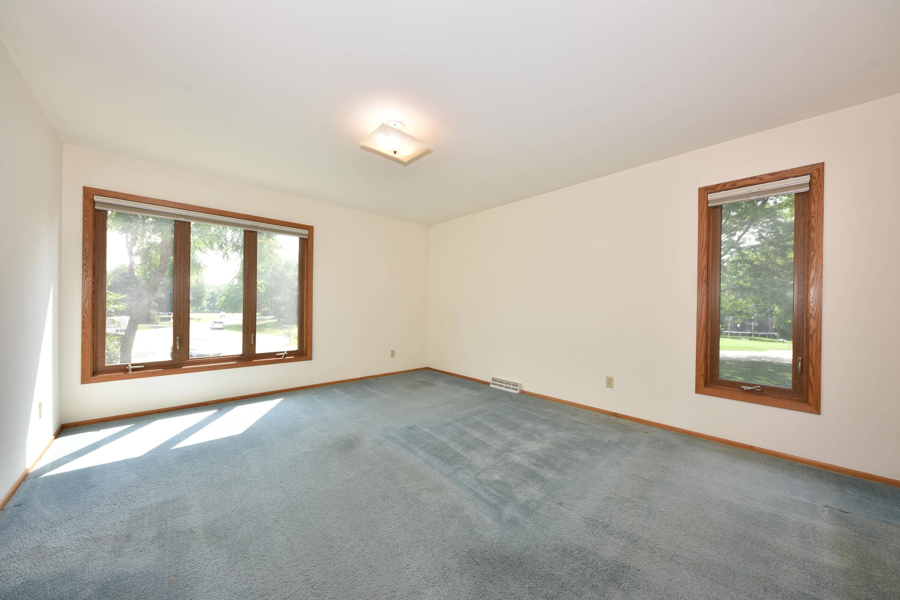 Oconomowoc, WI 53066,N57W35647 Misty Ter