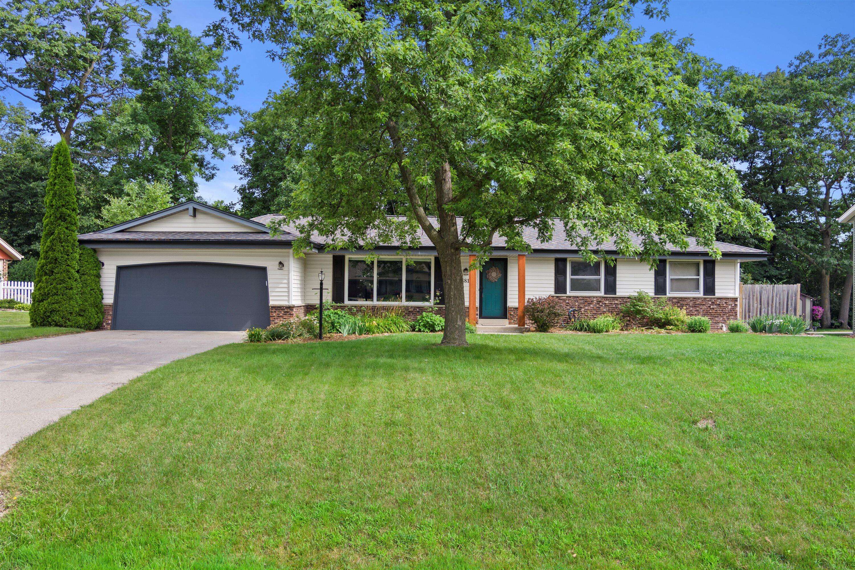 New Berlin, WI 53151,13810 W Crawford Dr