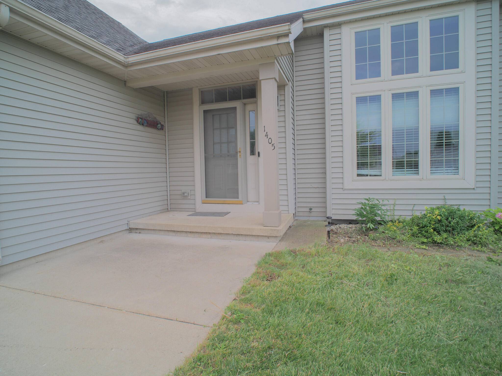 Watertown, WI 53098,1405 Stoneridge Dr