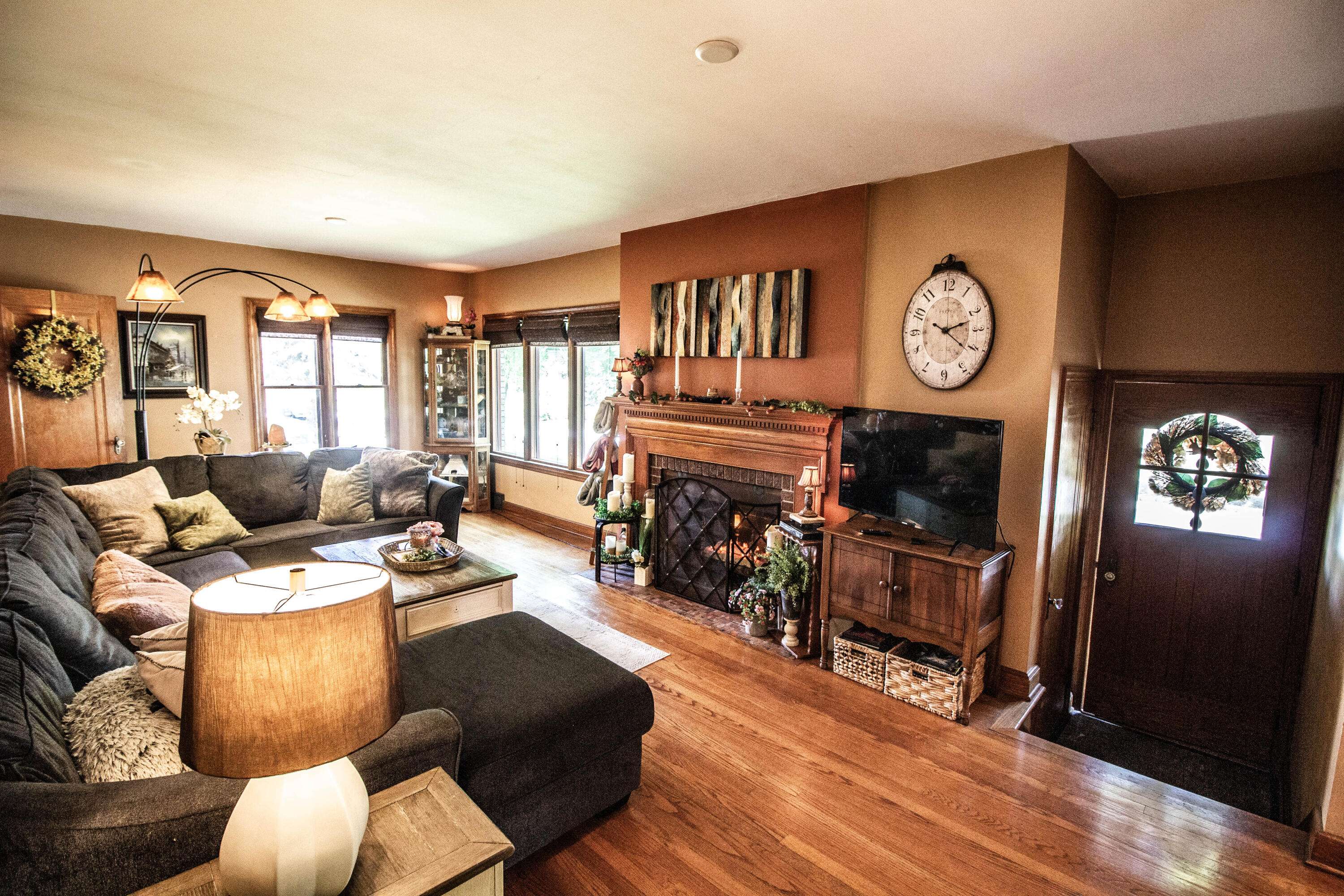 West Bend, WI 53095,764 S 6th Ave
