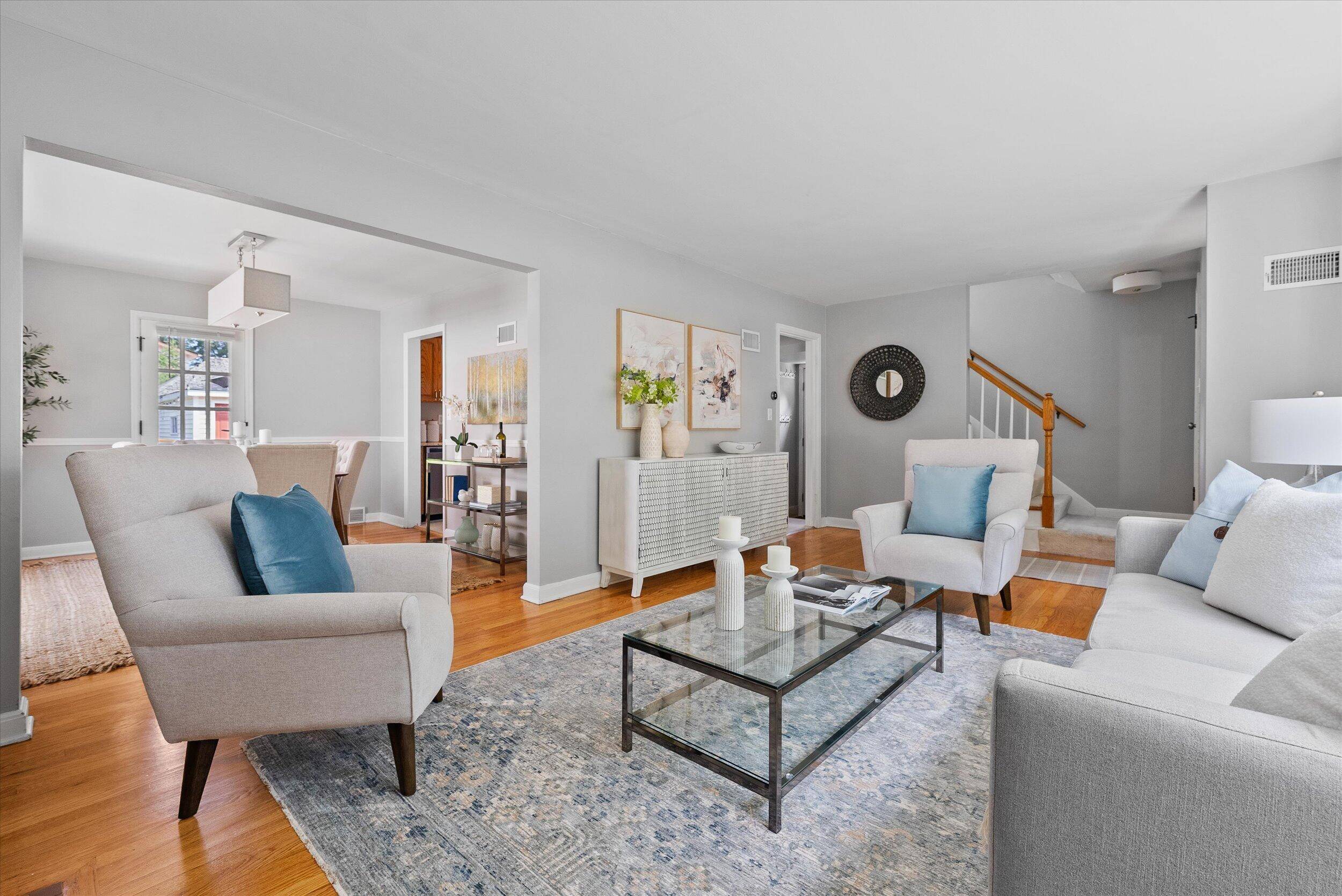 Wauwatosa, WI 53213,2624 N 70th St