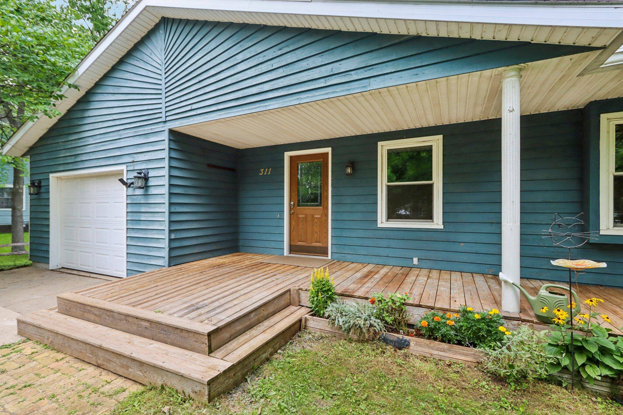 Lake Mills, WI 53551,311 Prairie Ave