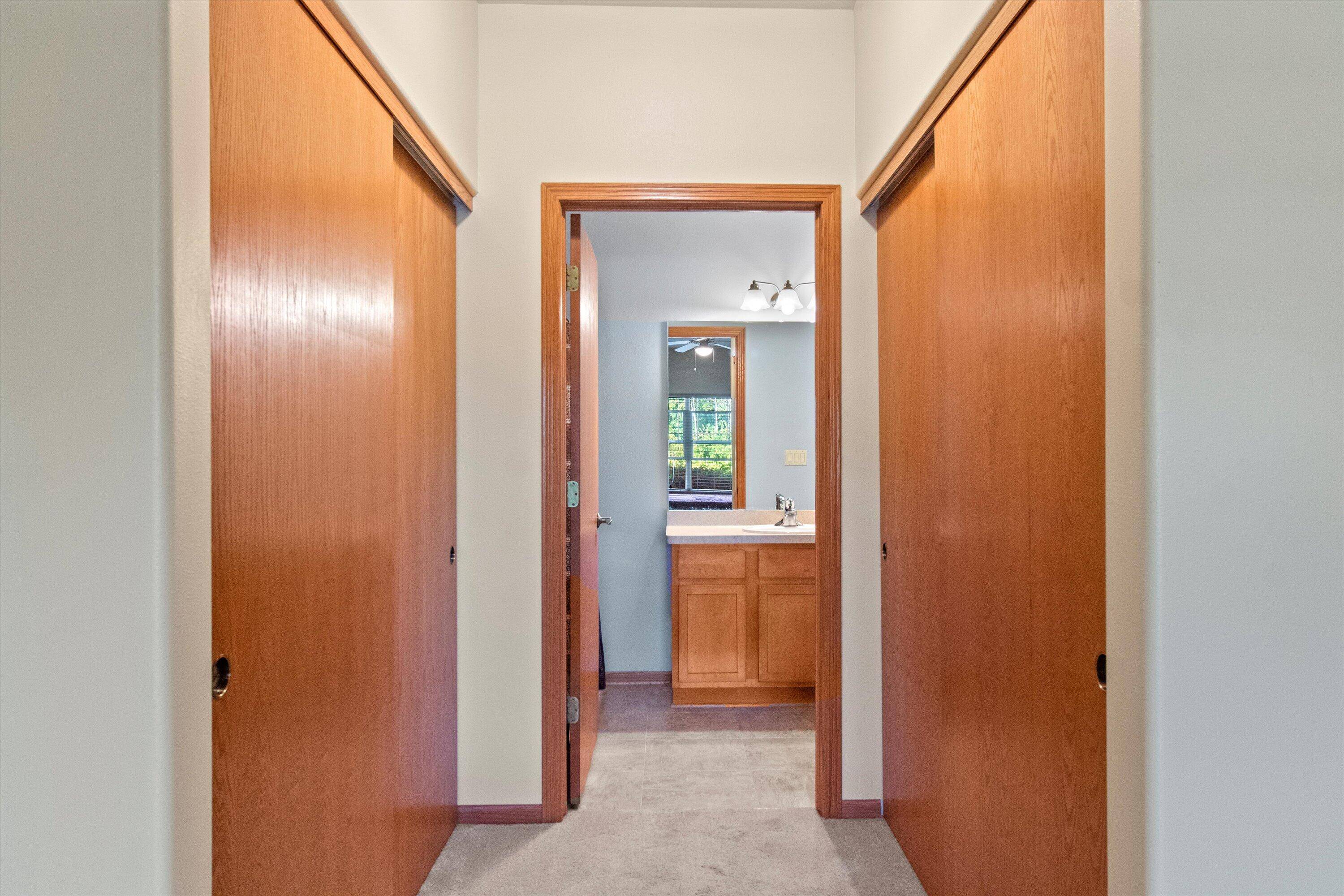 Franklin, WI 53132,3053 W Drexel Ave Unit 104