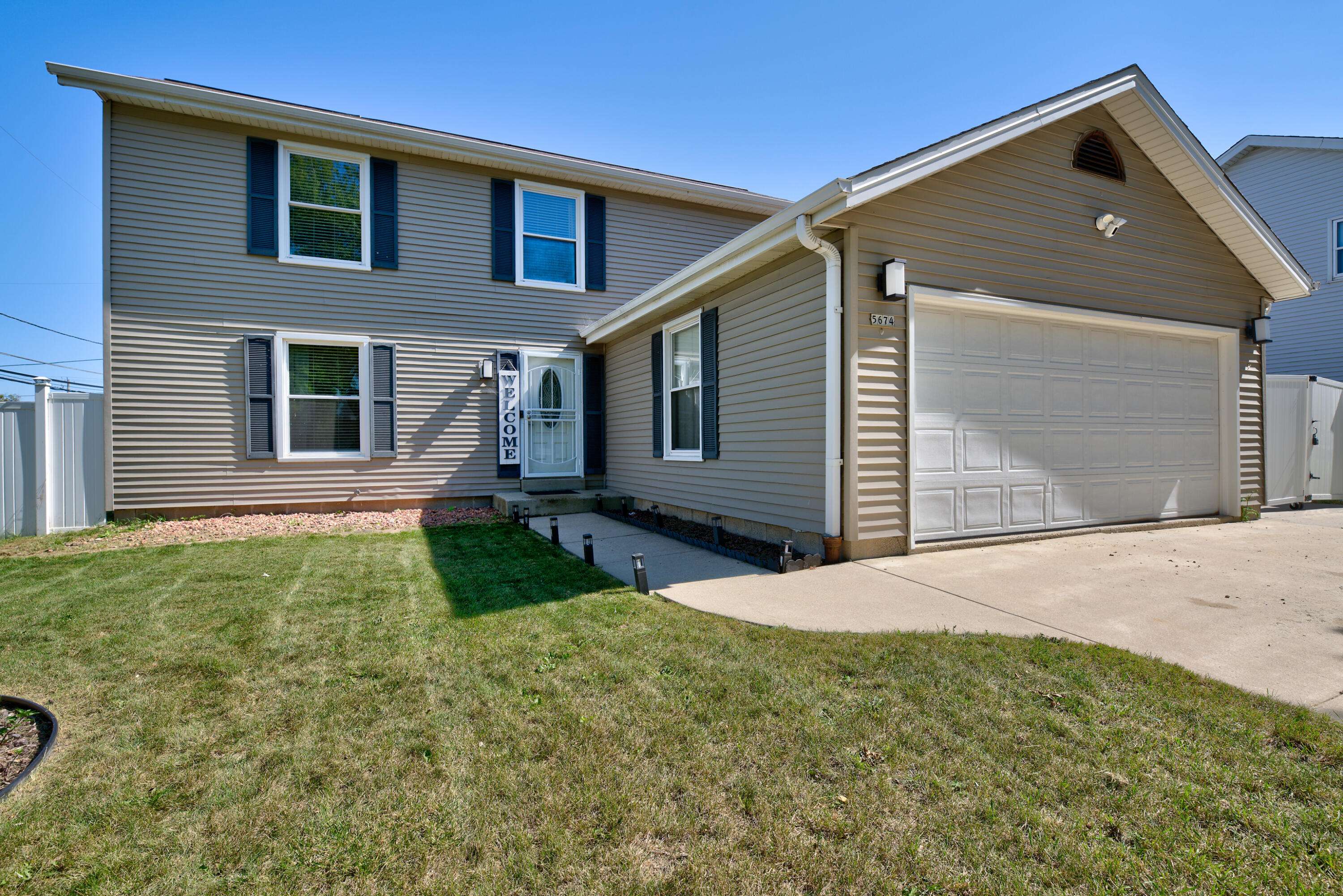 Milwaukee, WI 53221,5674 S 14th St