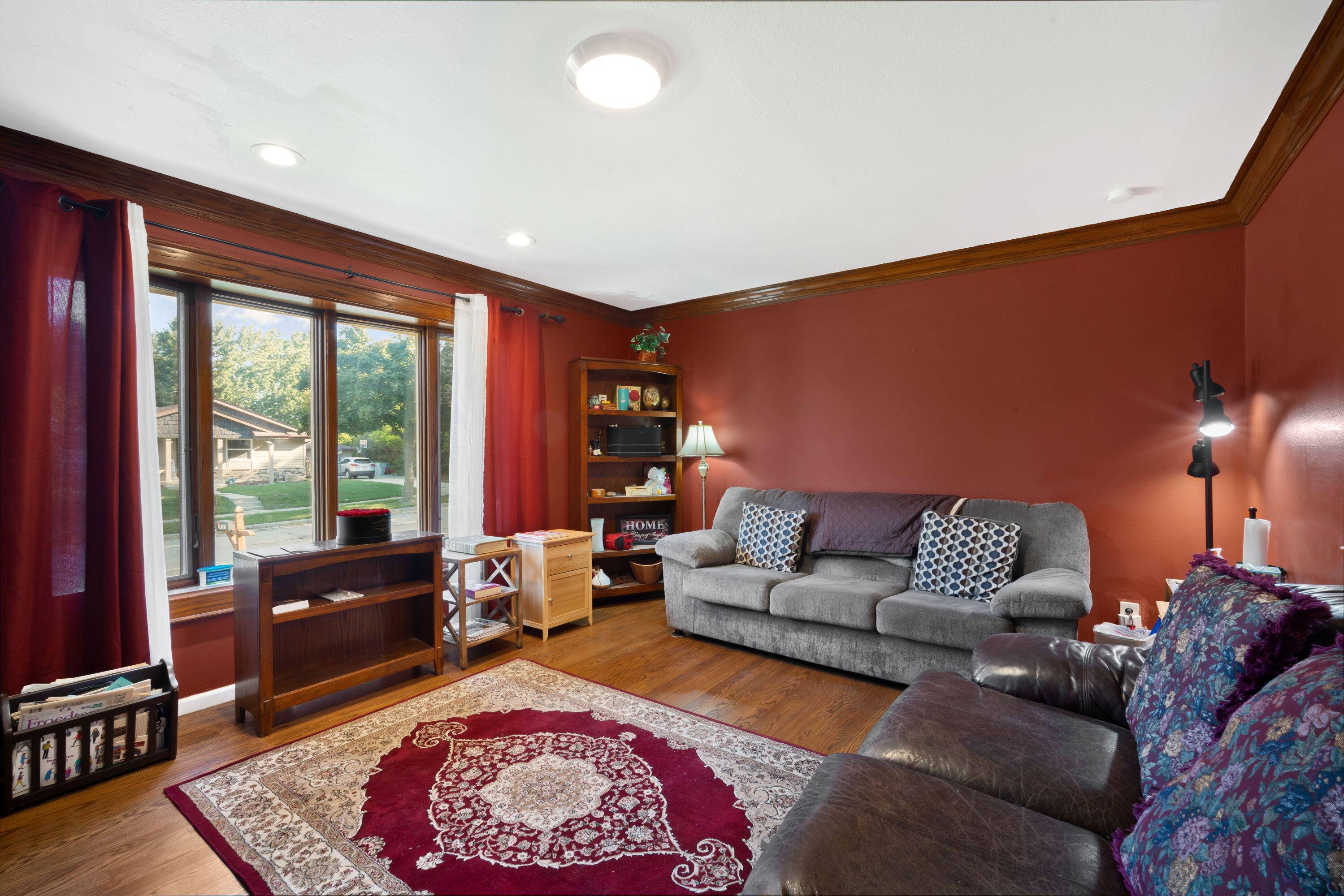 Milwaukee, WI 53224,10529 W Arch Ave
