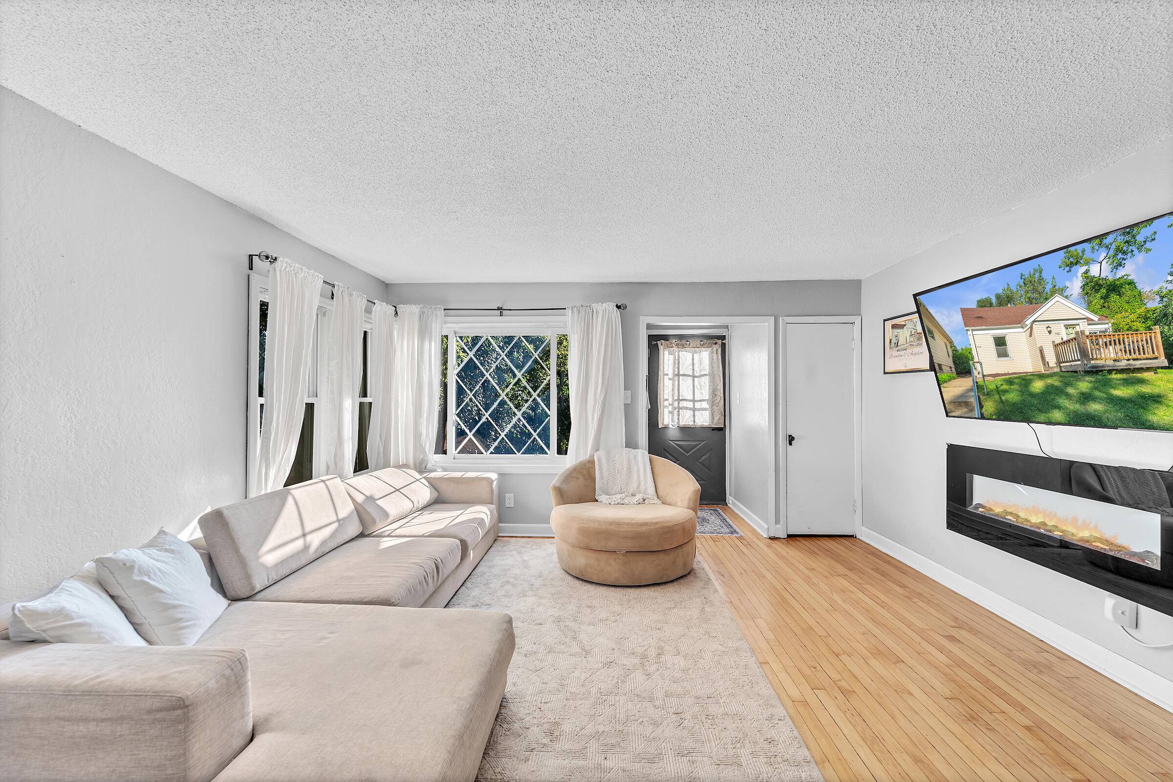 West Allis, WI 53214,705 S 57th St Unit 707