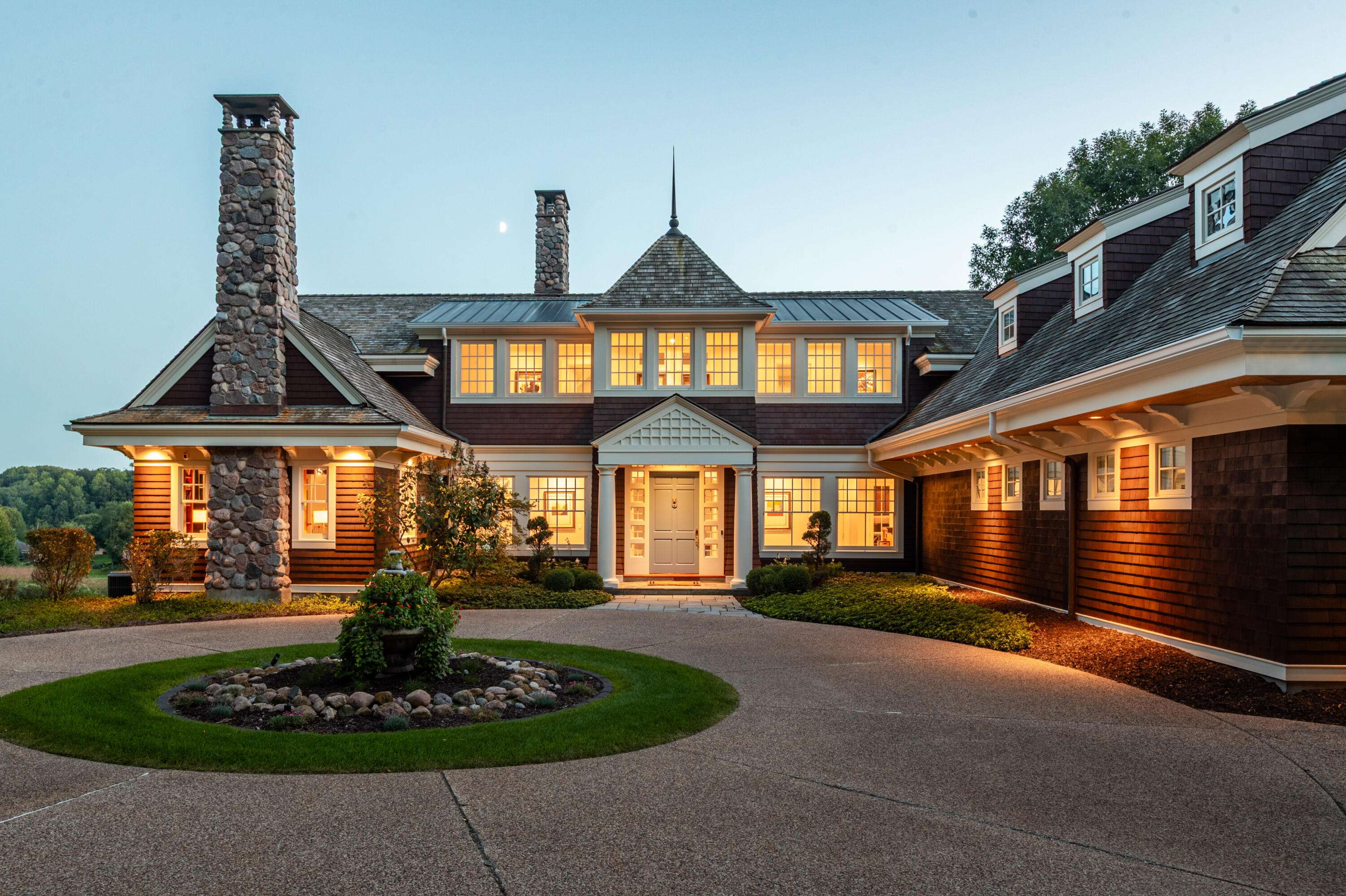 Onalaska, WI 54650,832 Country Club Ln