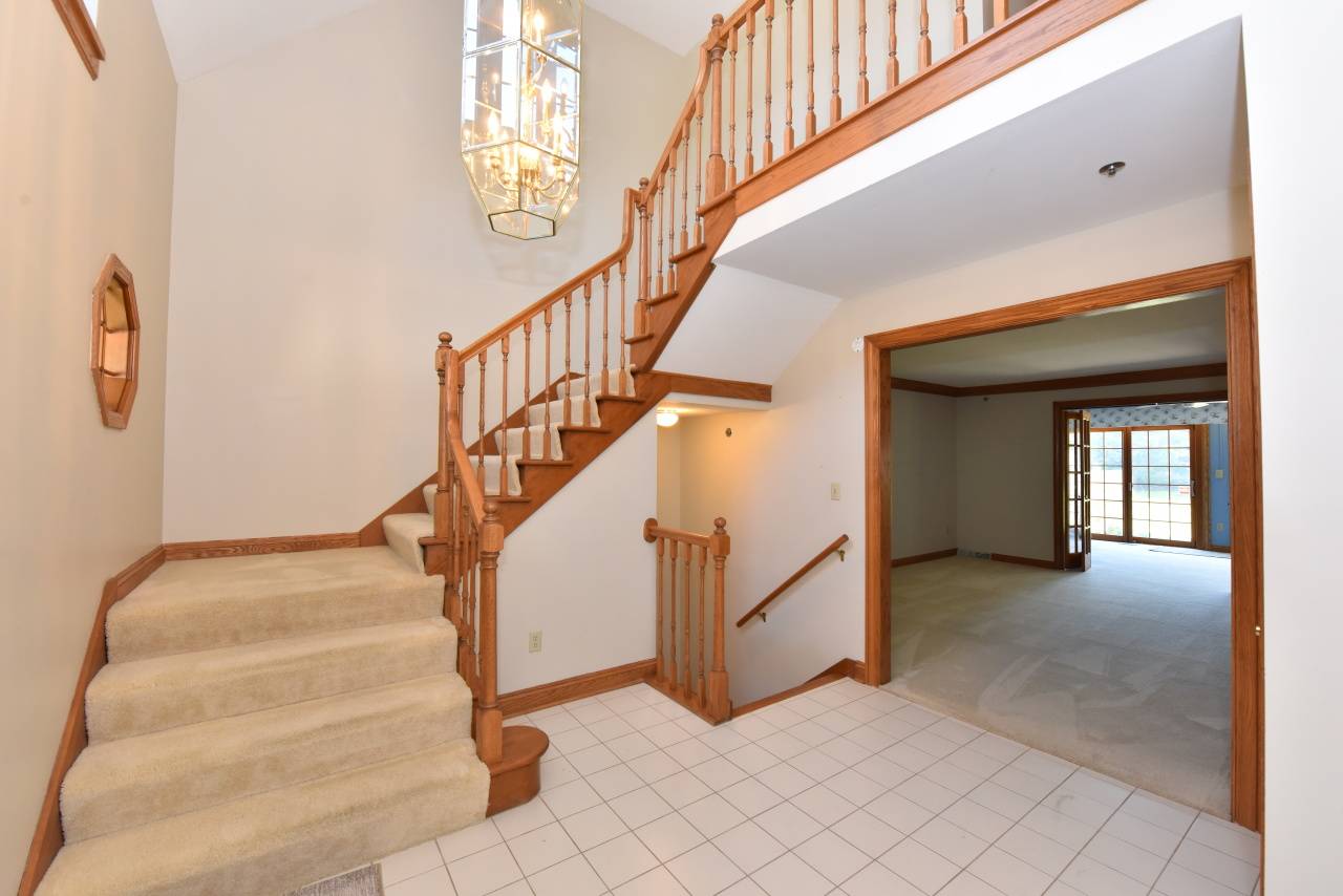 Brookfield, WI 53045,655 Machenry Cir Unit B