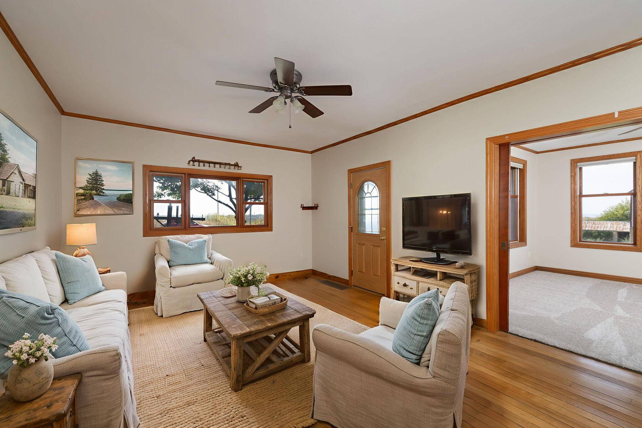 Shelby, WI 54601,W4844 State Road 33 -